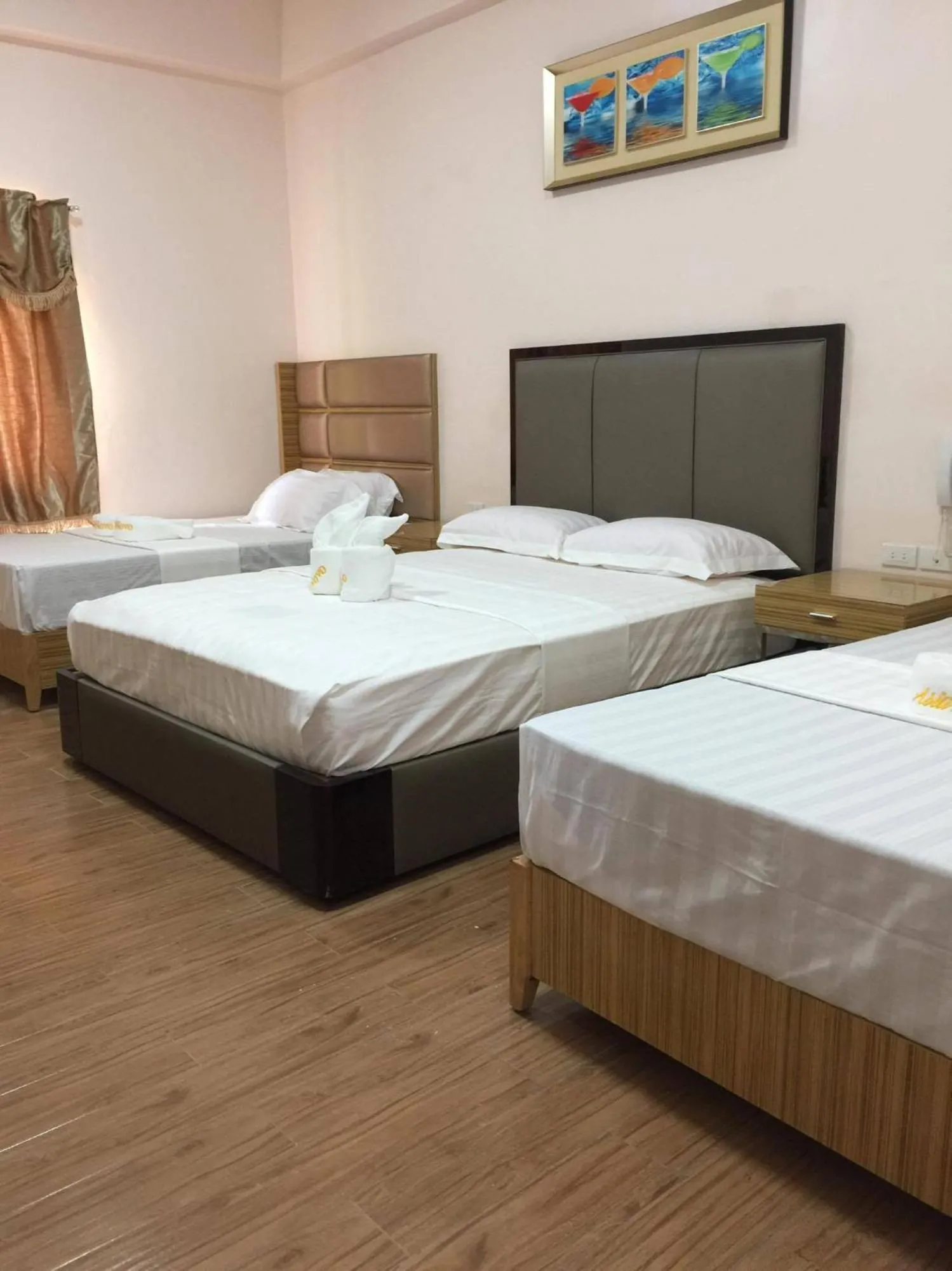 Bed in Meaco Royal Hotel - Lipa