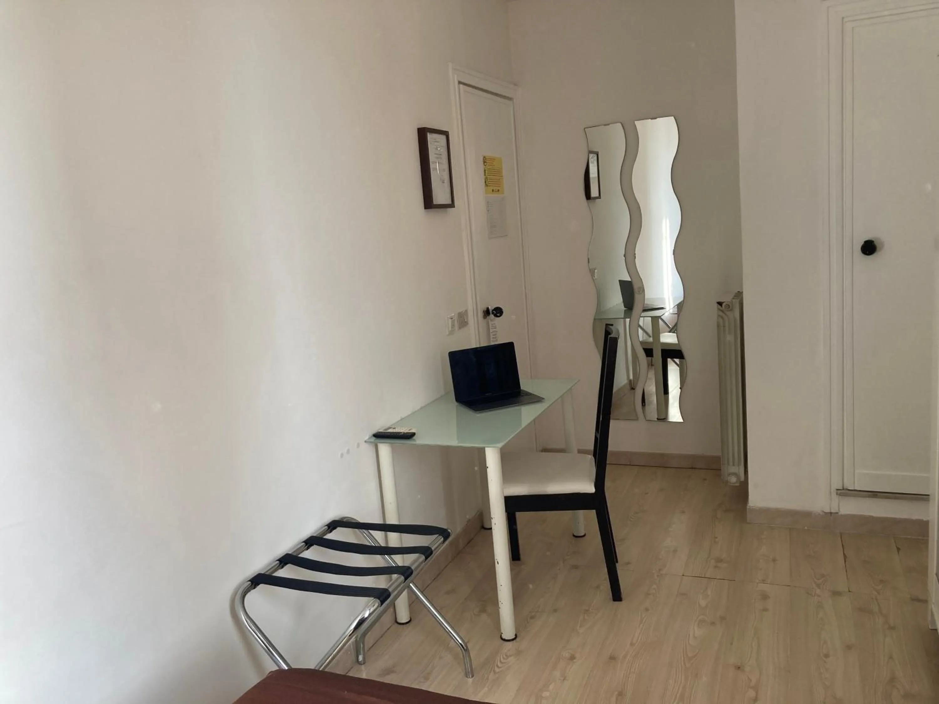 Bedroom in Hotel Indipendenza