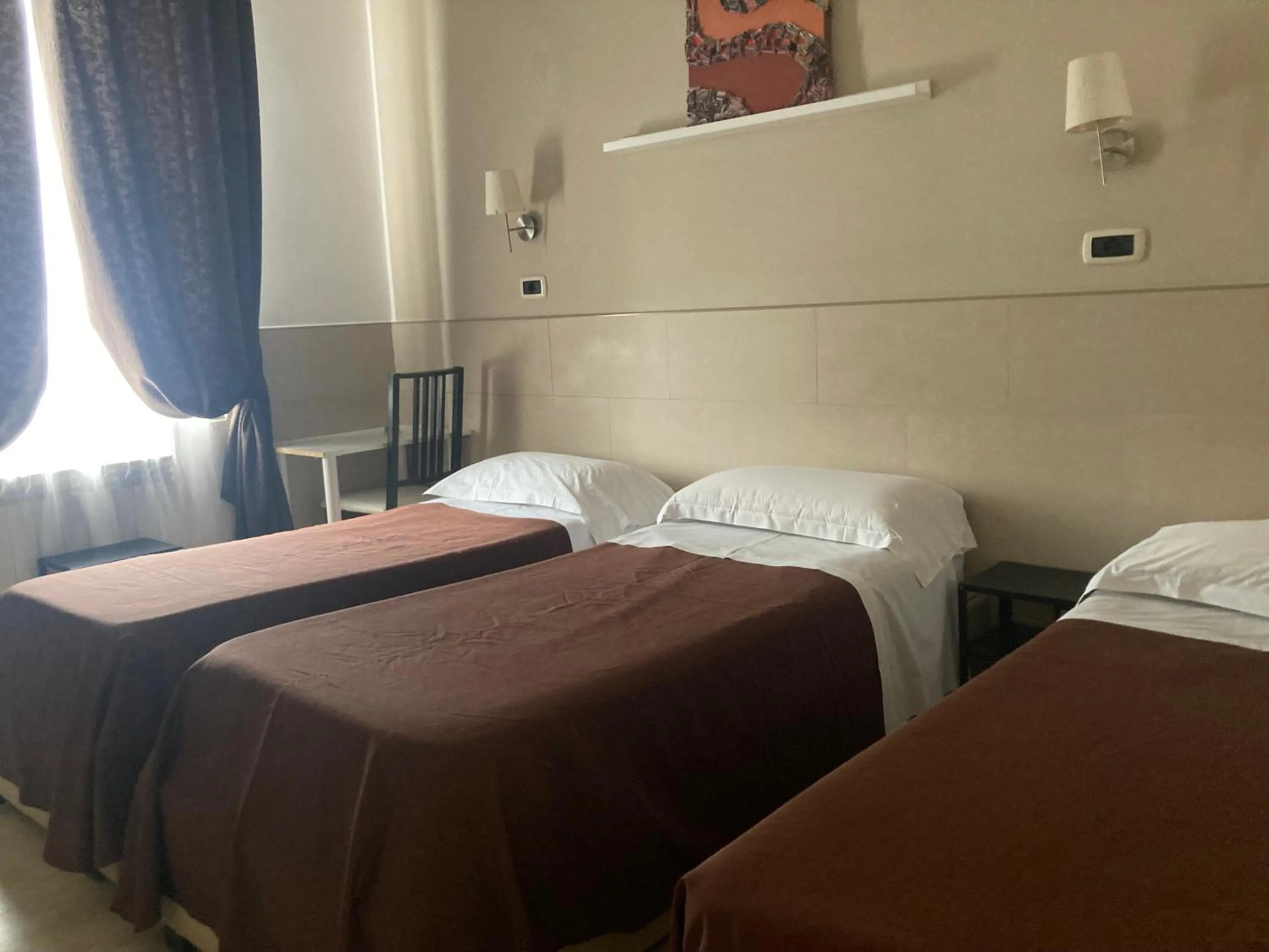 Bedroom, Bed in Hotel Indipendenza