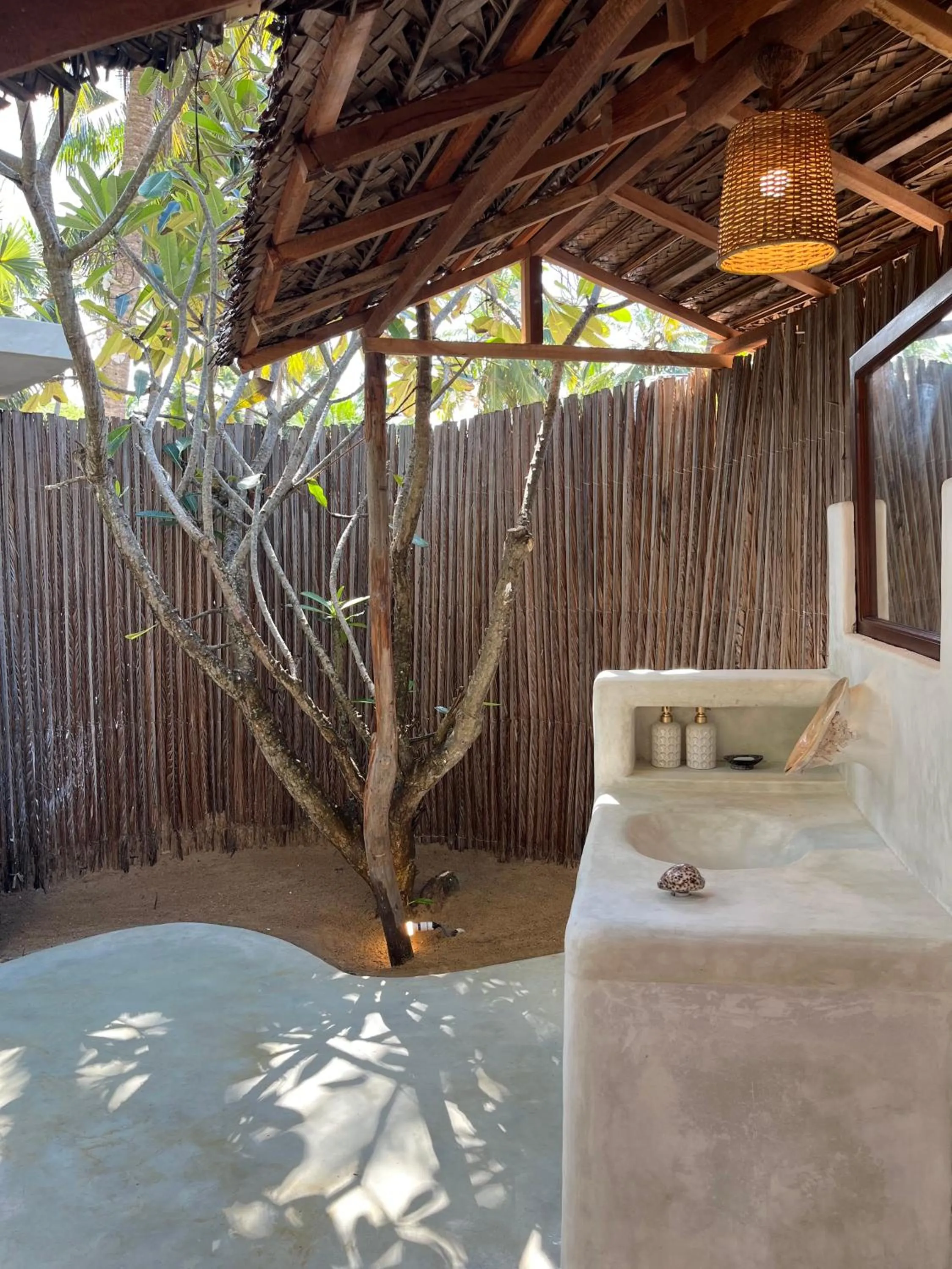 Windy Waves Beach Nature Resort & Kite School