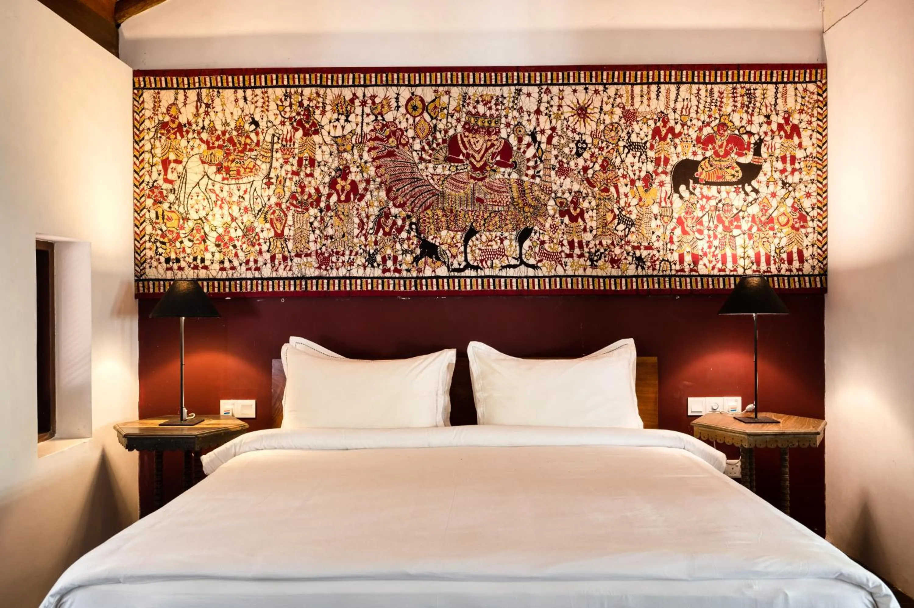 Bed in Lunuganga Estate