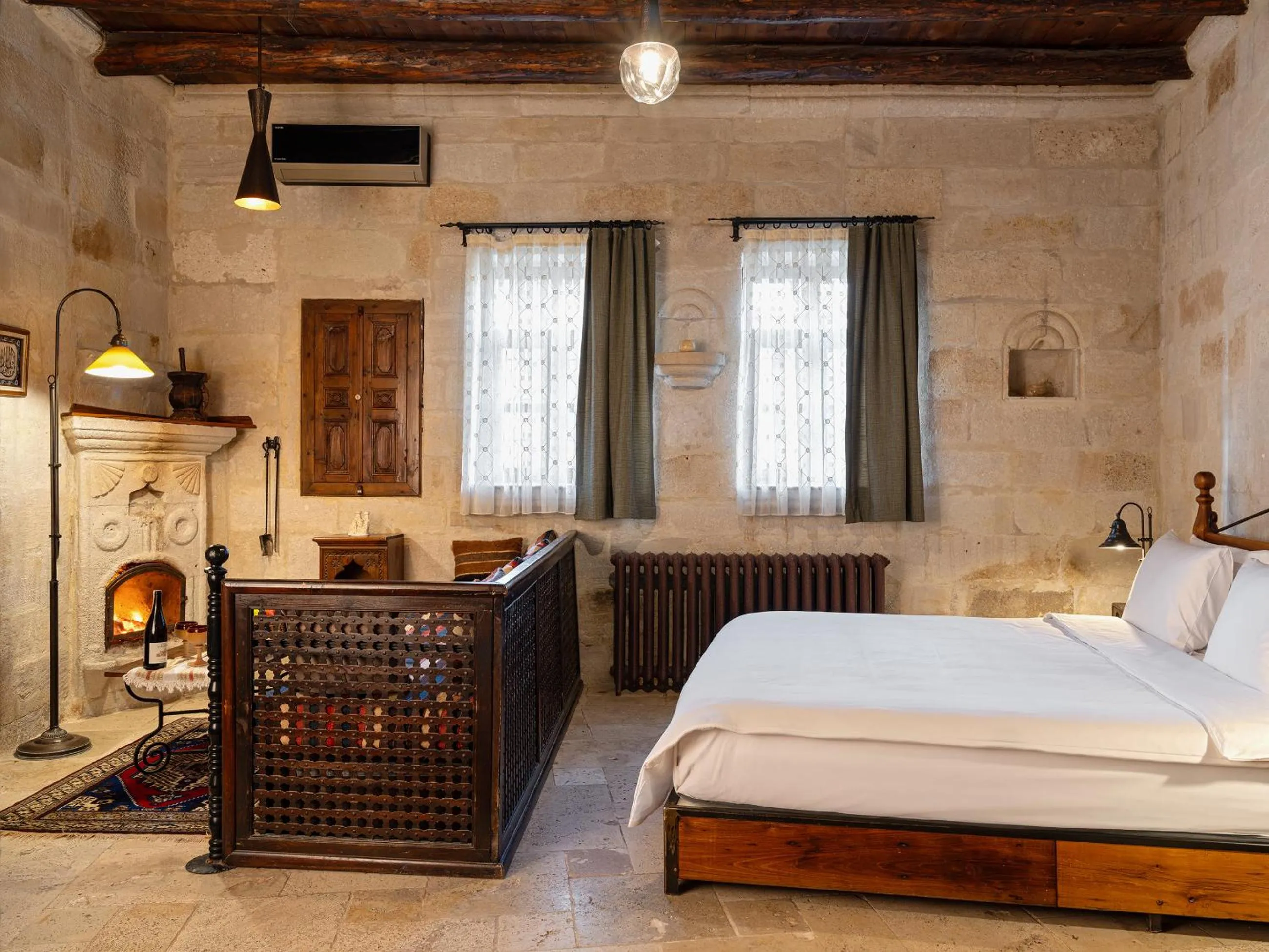 Photo of the whole room, Bed in Kelebek Special Cave Hotel & Spa