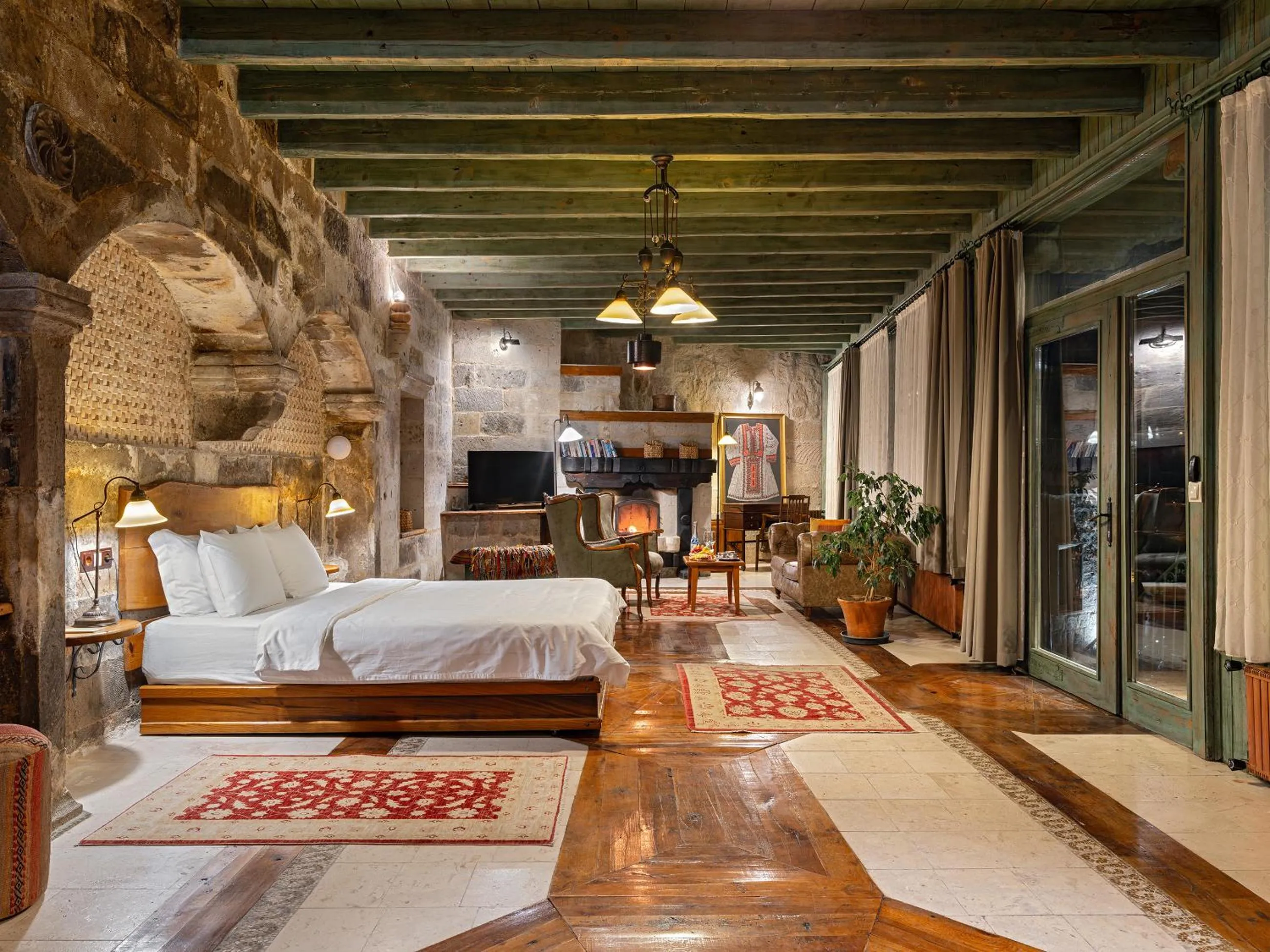 Photo of the whole room, Bed in Kelebek Special Cave Hotel & Spa