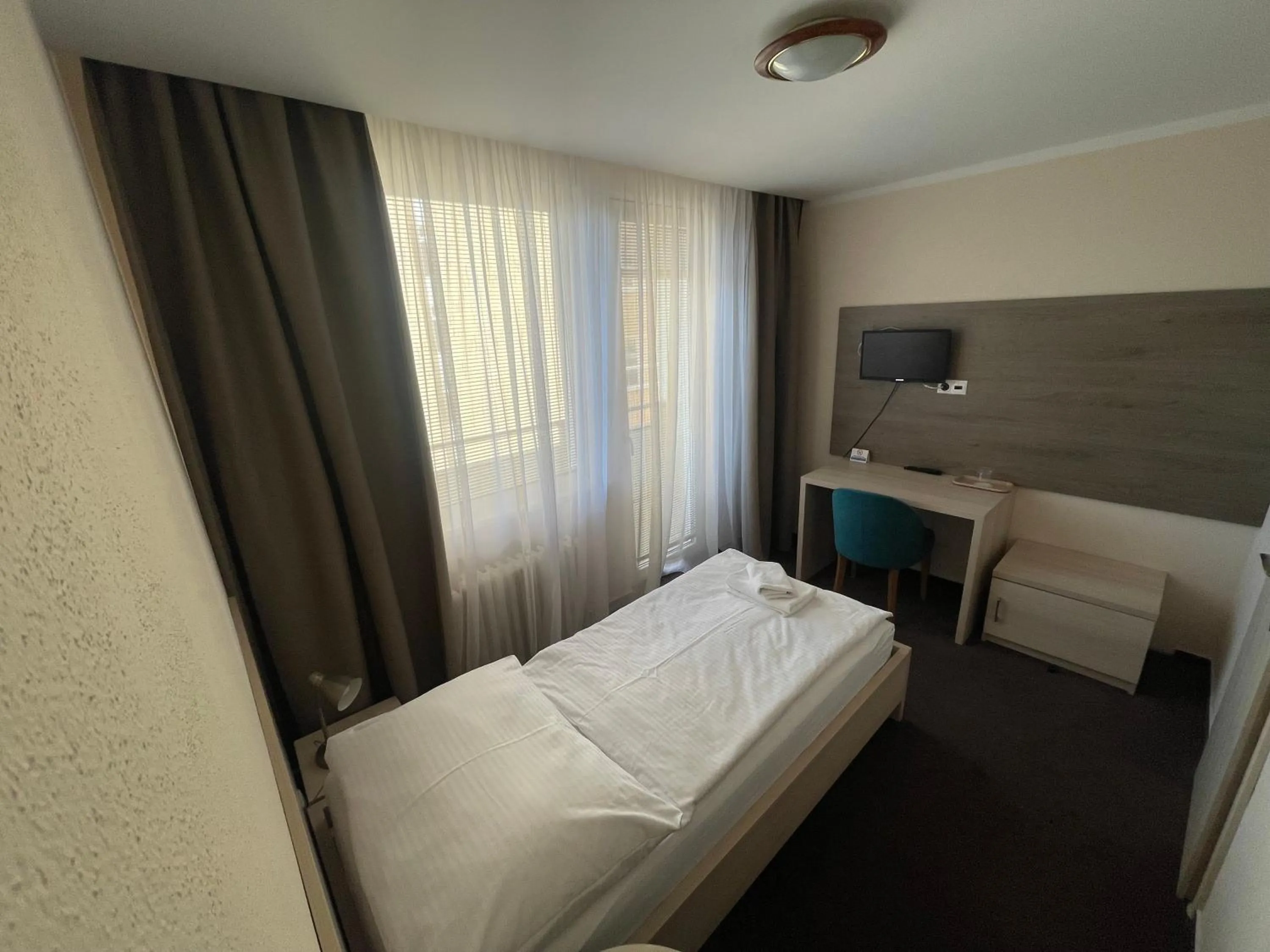 Bedroom, Bed in Hotel SPECTRUM