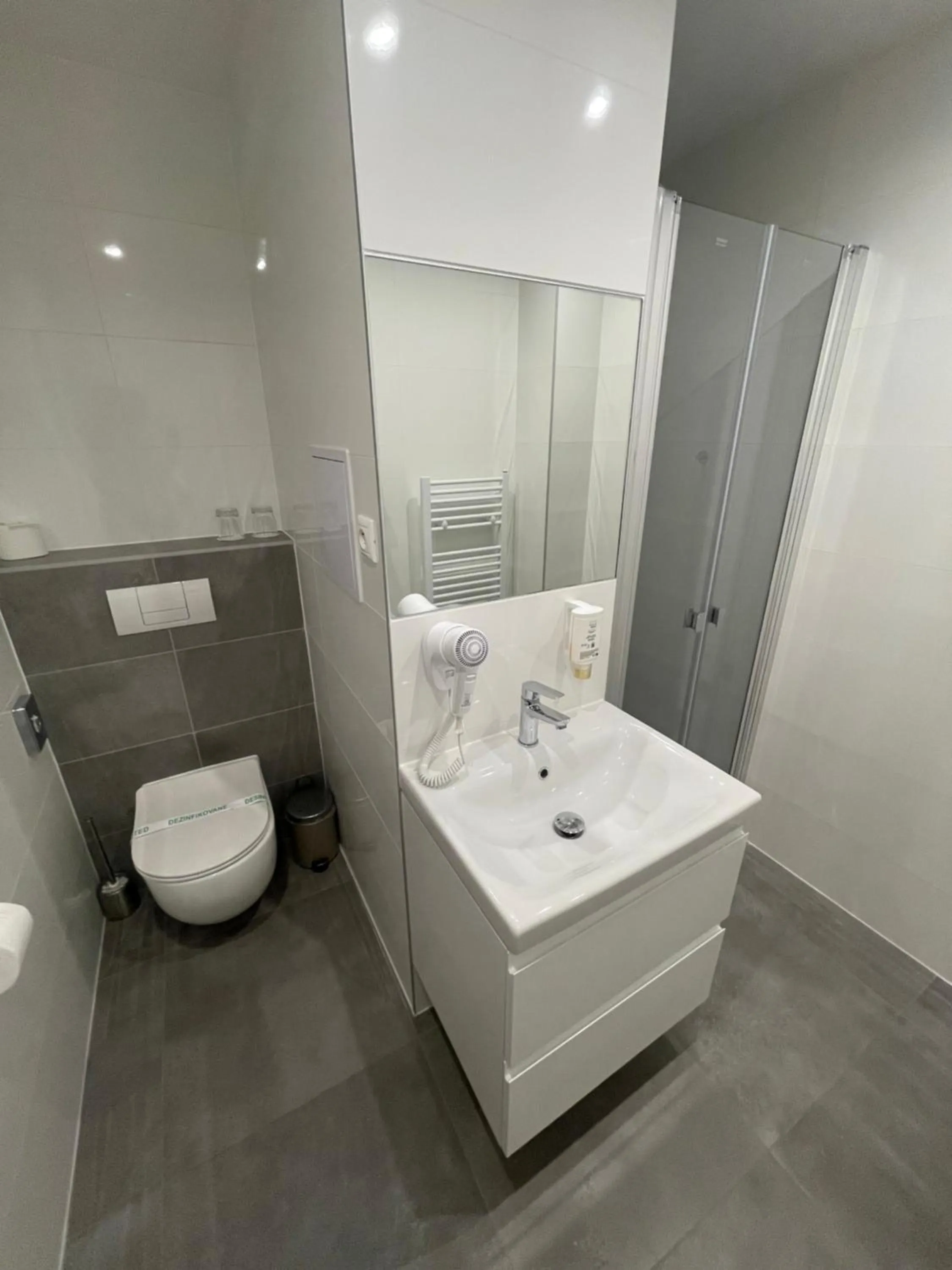 Shower in Hotel SPECTRUM