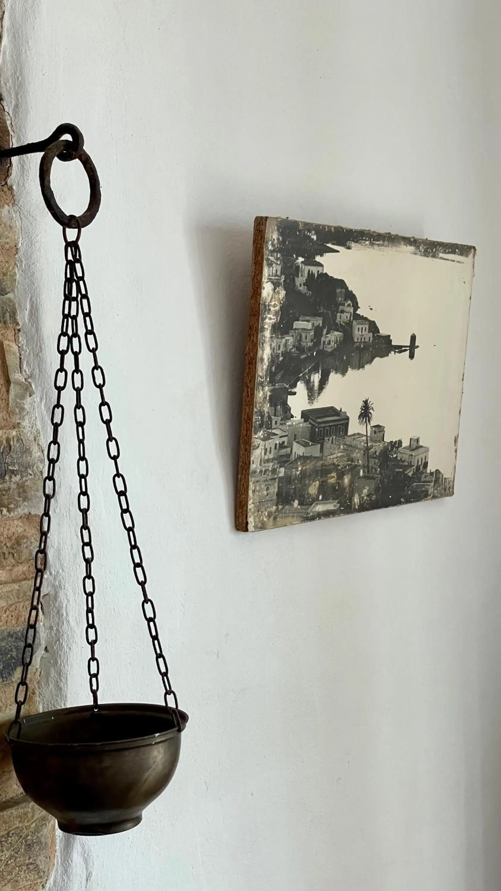 Decorative detail in Atlazia Suites