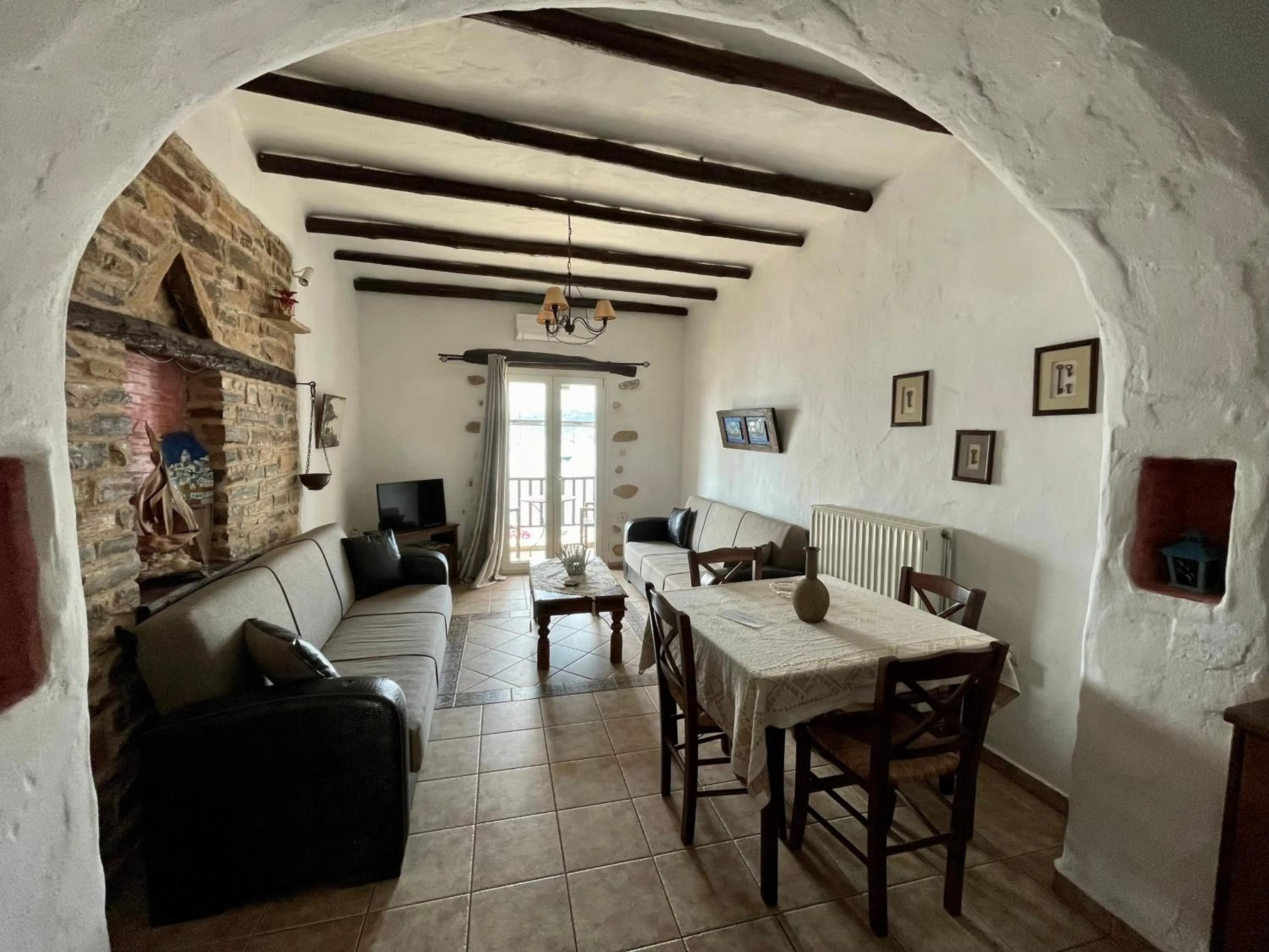 Living room in Atlazia Suites