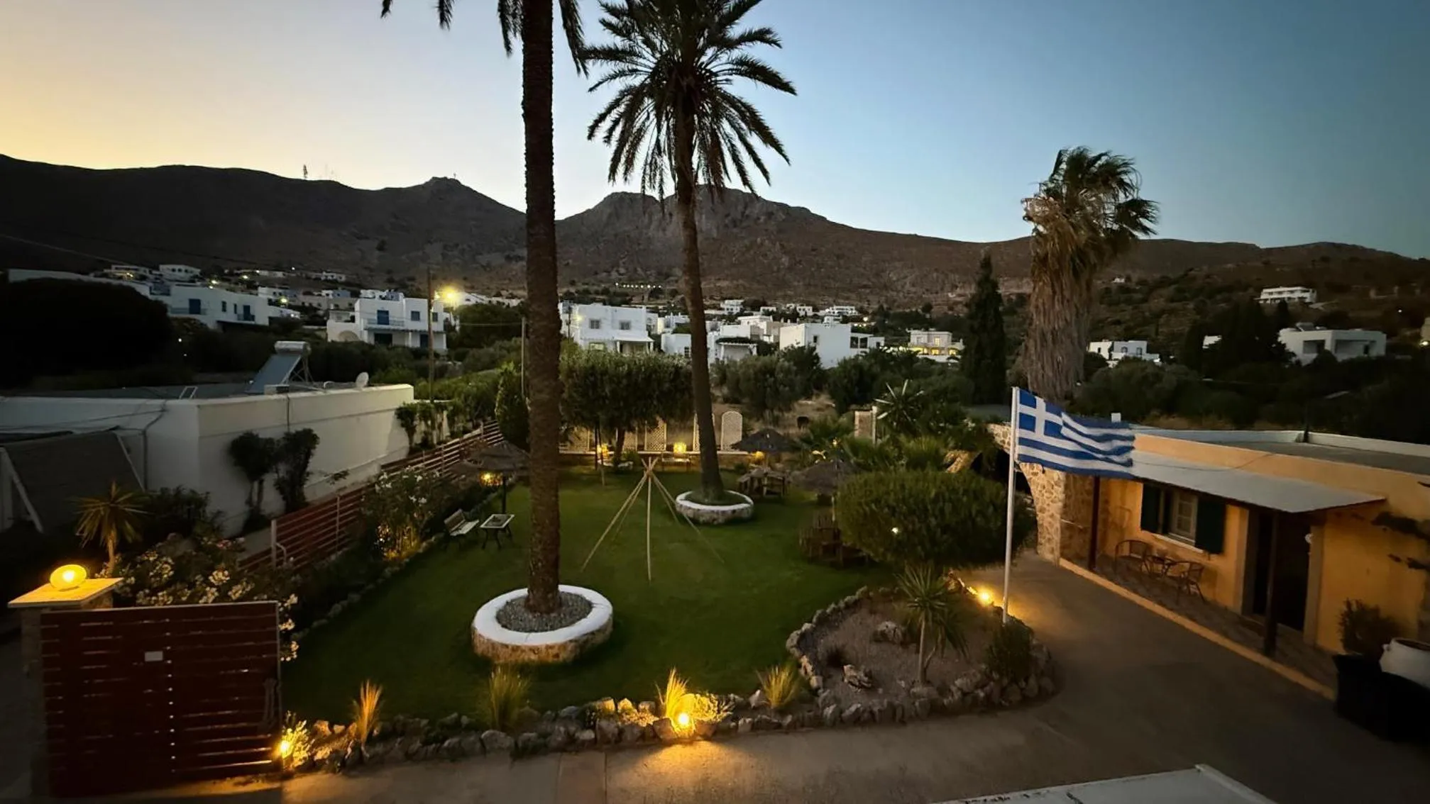 Garden in Atlazia Suites