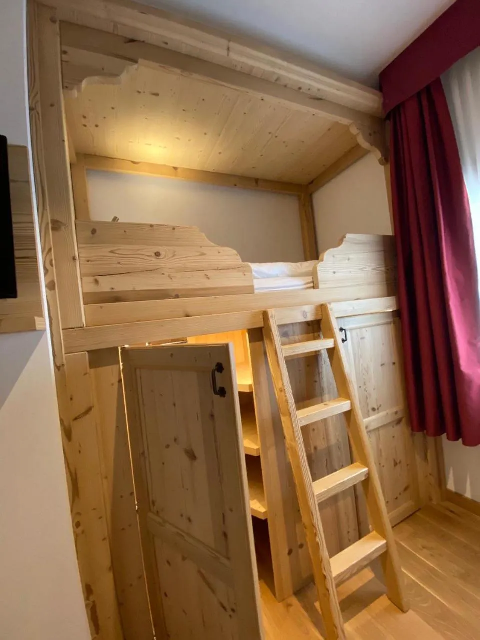 Bedroom in Grand Hotel Miramonti