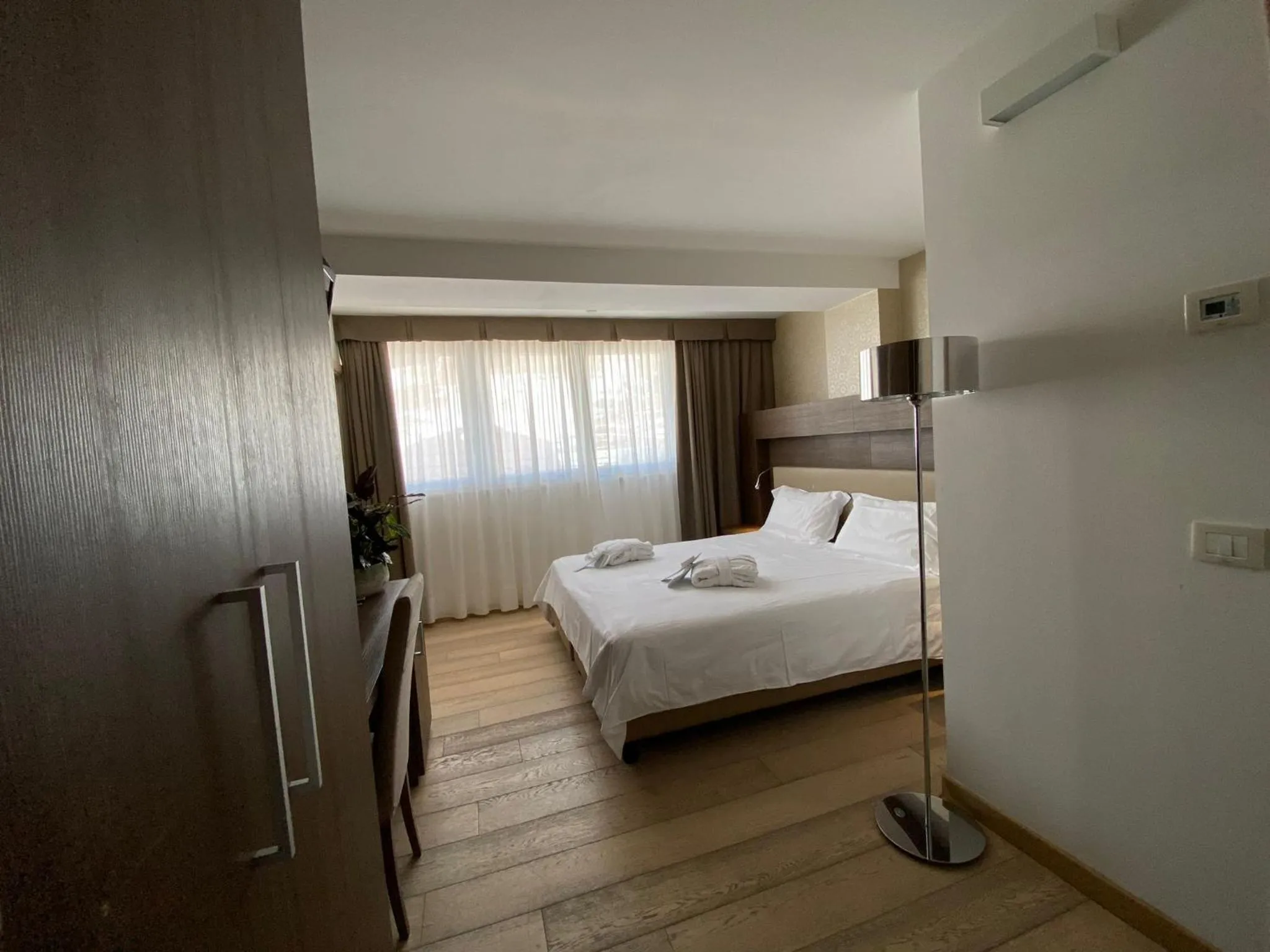 Photo of the whole room, Bed in Grand Hotel Miramonti