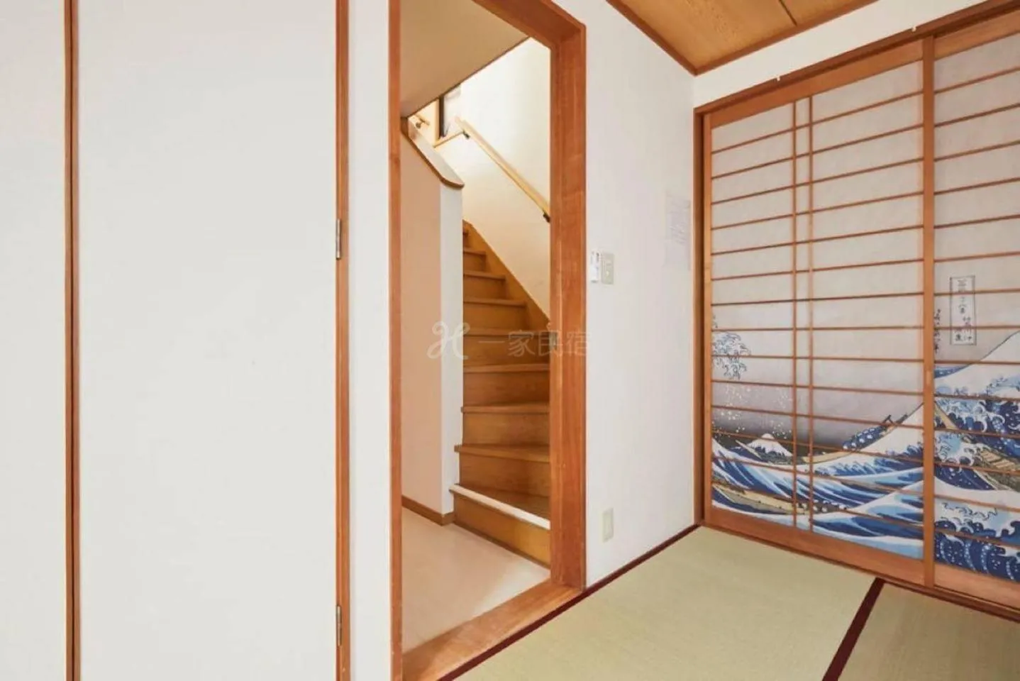 Photo of the whole room in Luxury Guest House in Tokyo Shinjuku