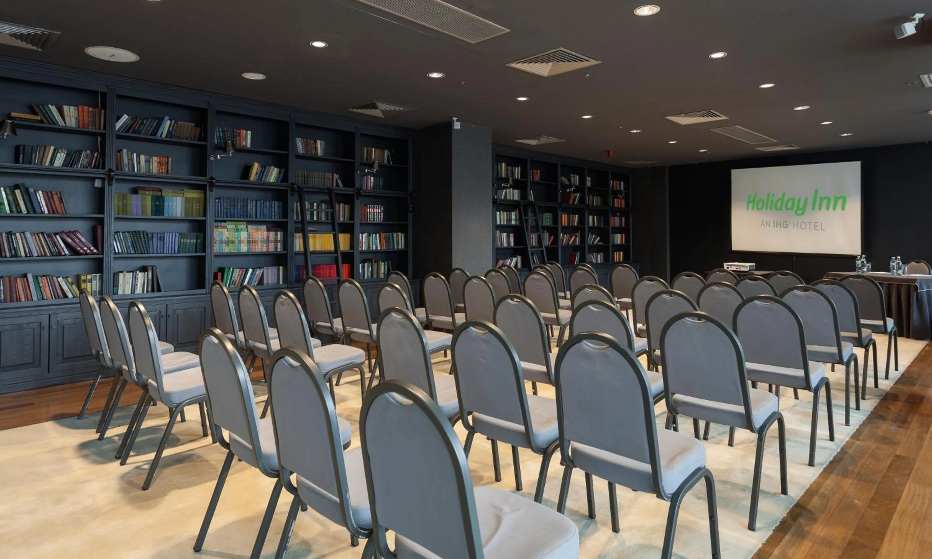 Meeting/conference room in Holiday Inn - Tbilisi by IHG