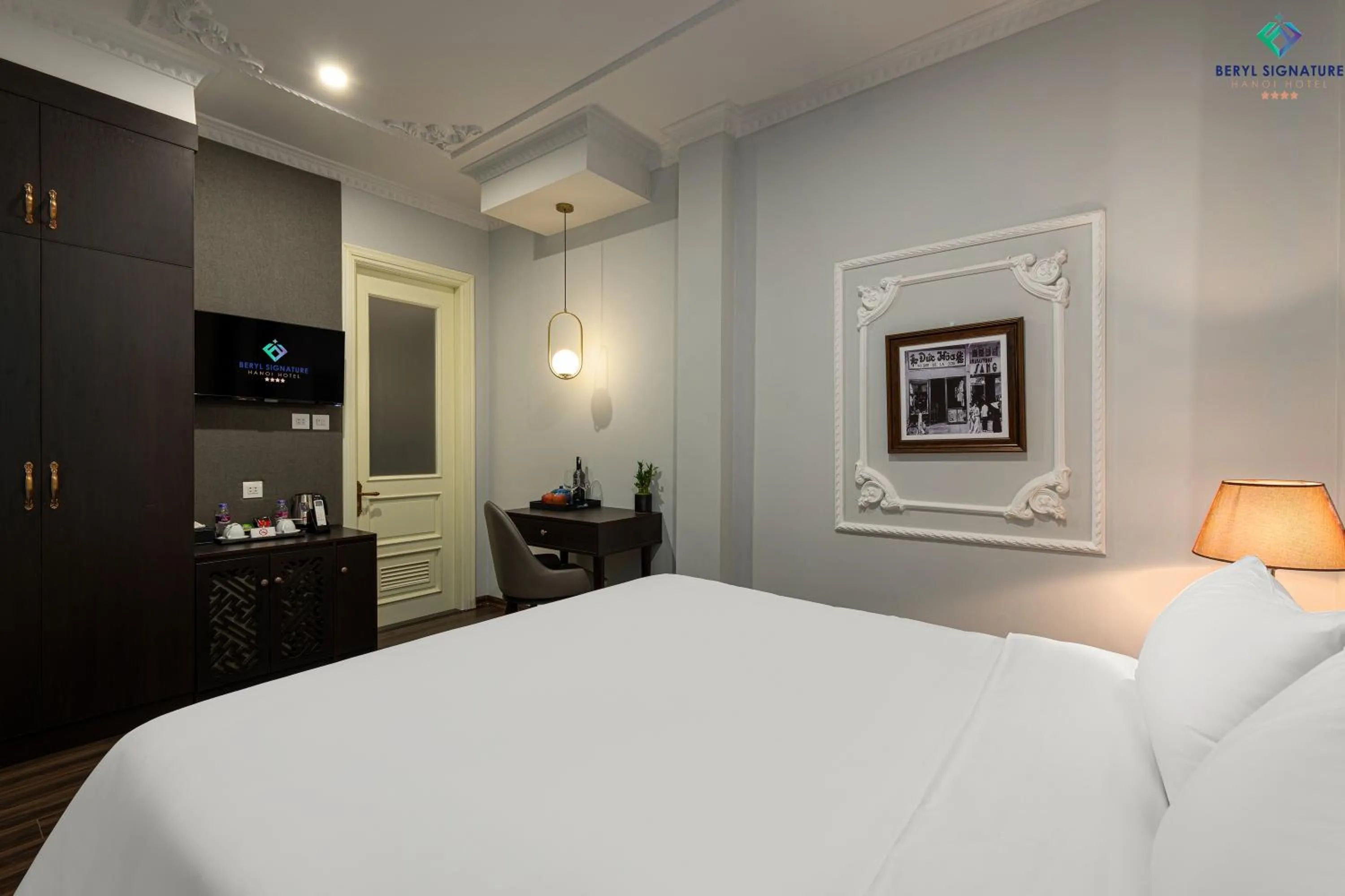 Bedroom, Bed in Beryl Signature Hotel & Travel