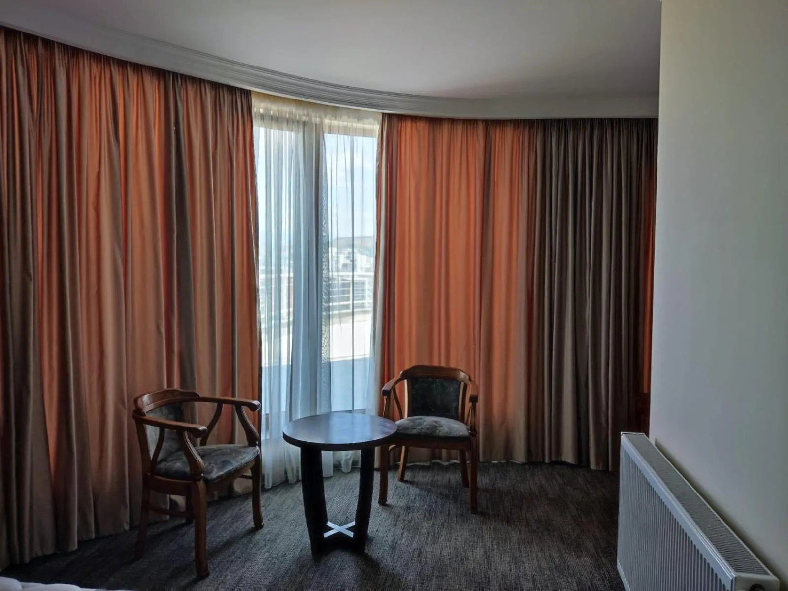 Communal lounge/ TV room in Hotel Beaumonde Garden