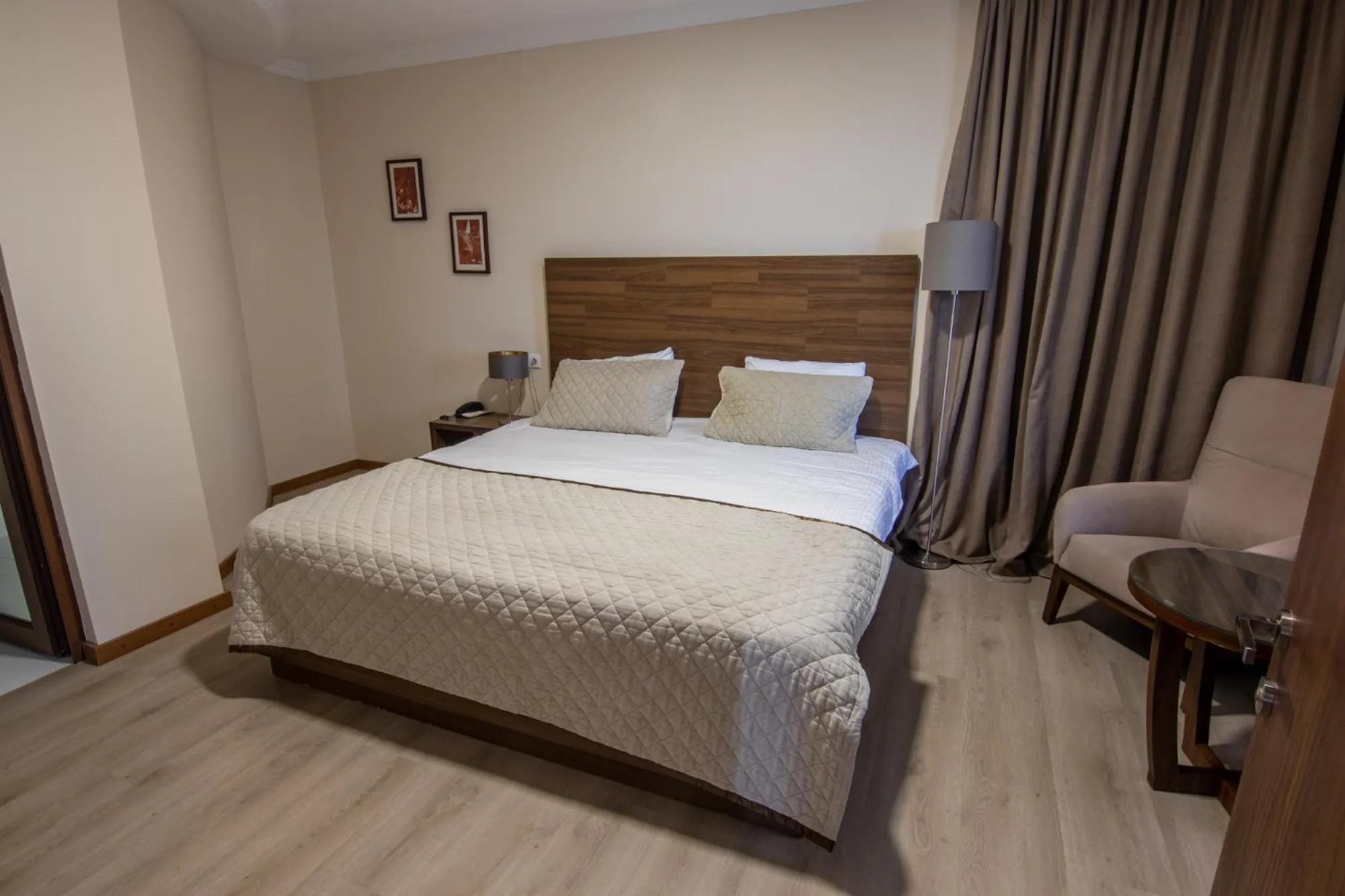 Bed in Hotel Beaumonde Garden