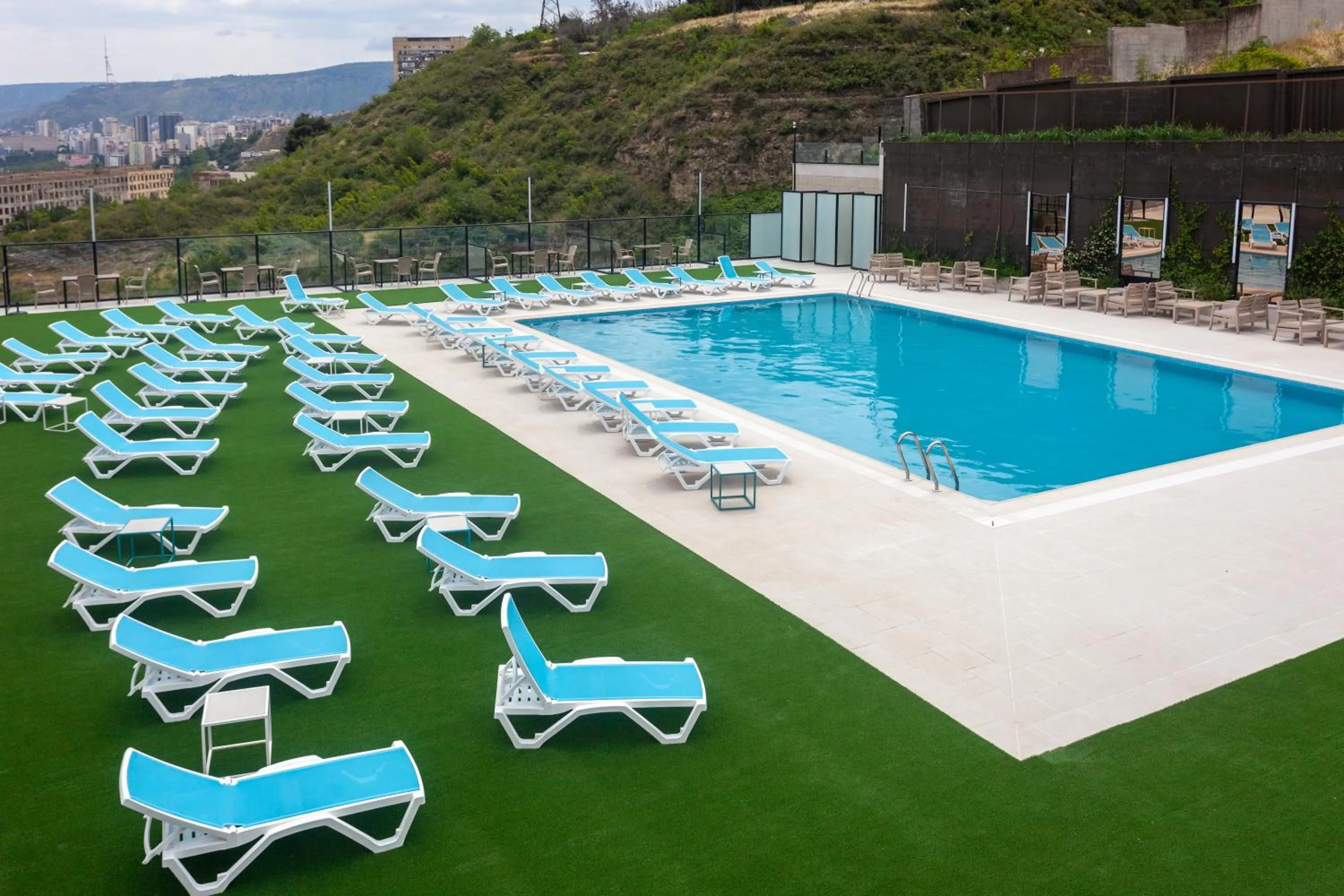 Day in Hotel Beaumonde Garden