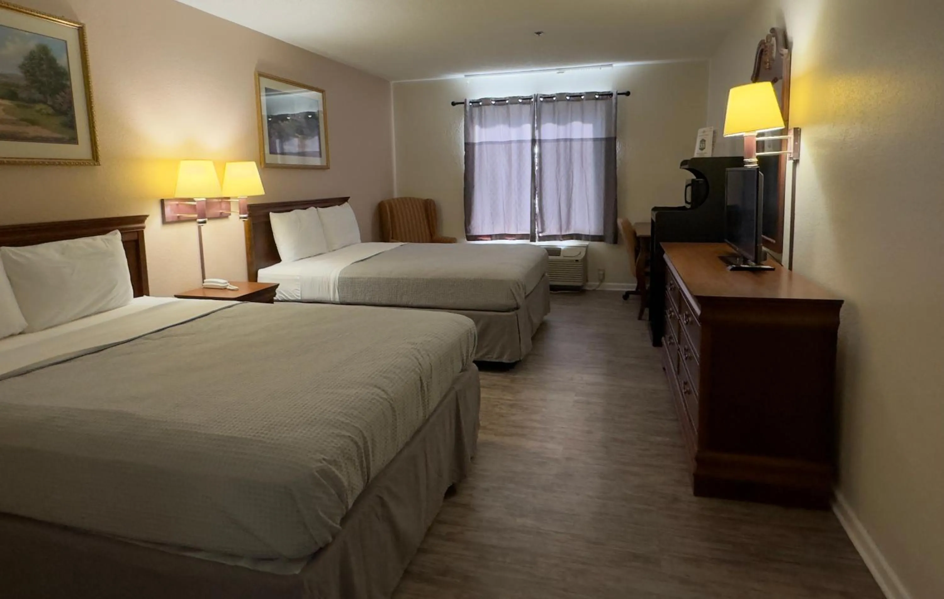 Bed in FairBridge Inn Express Mount Vernon