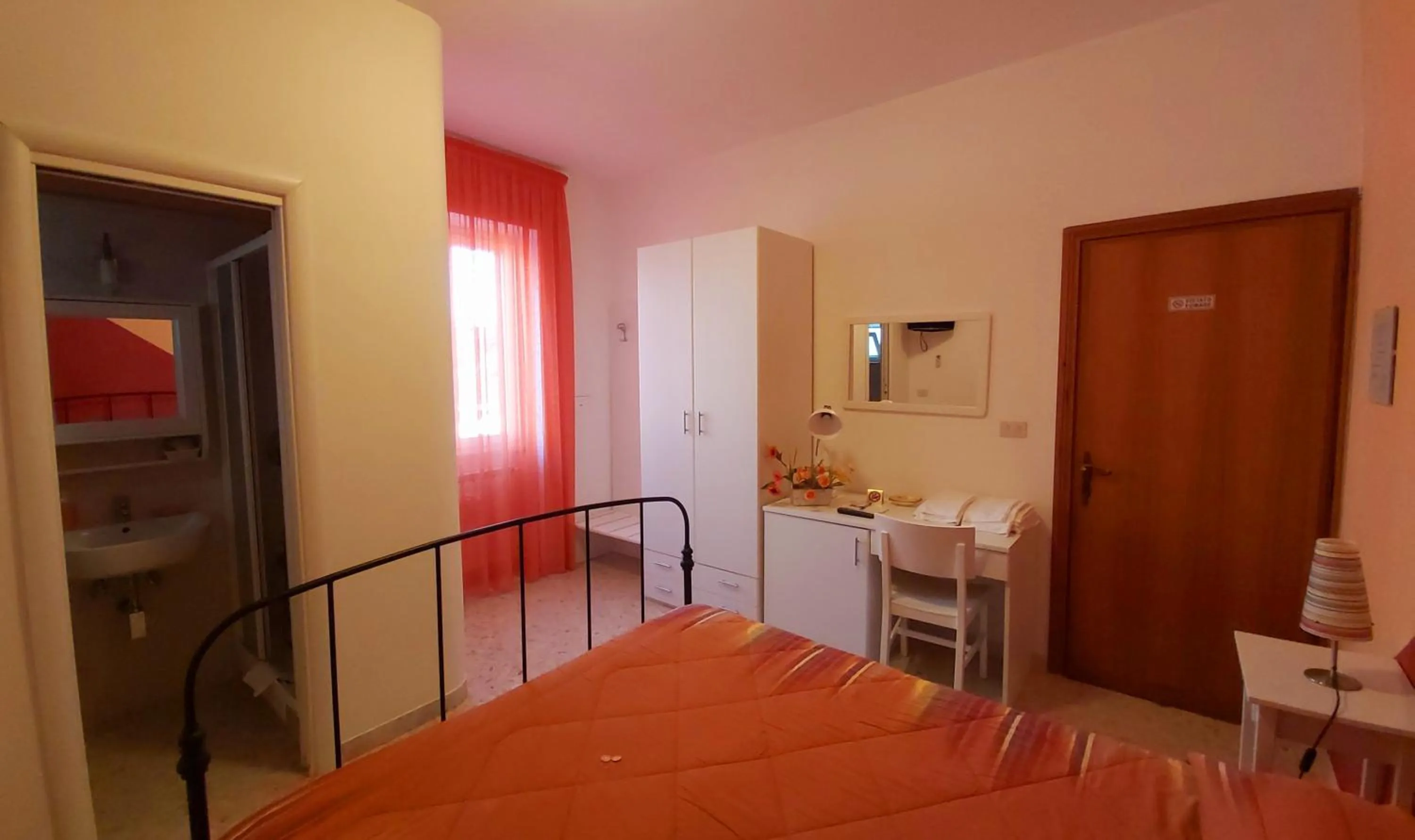 Breakfast, Bed in B&B Raggio Di Sole