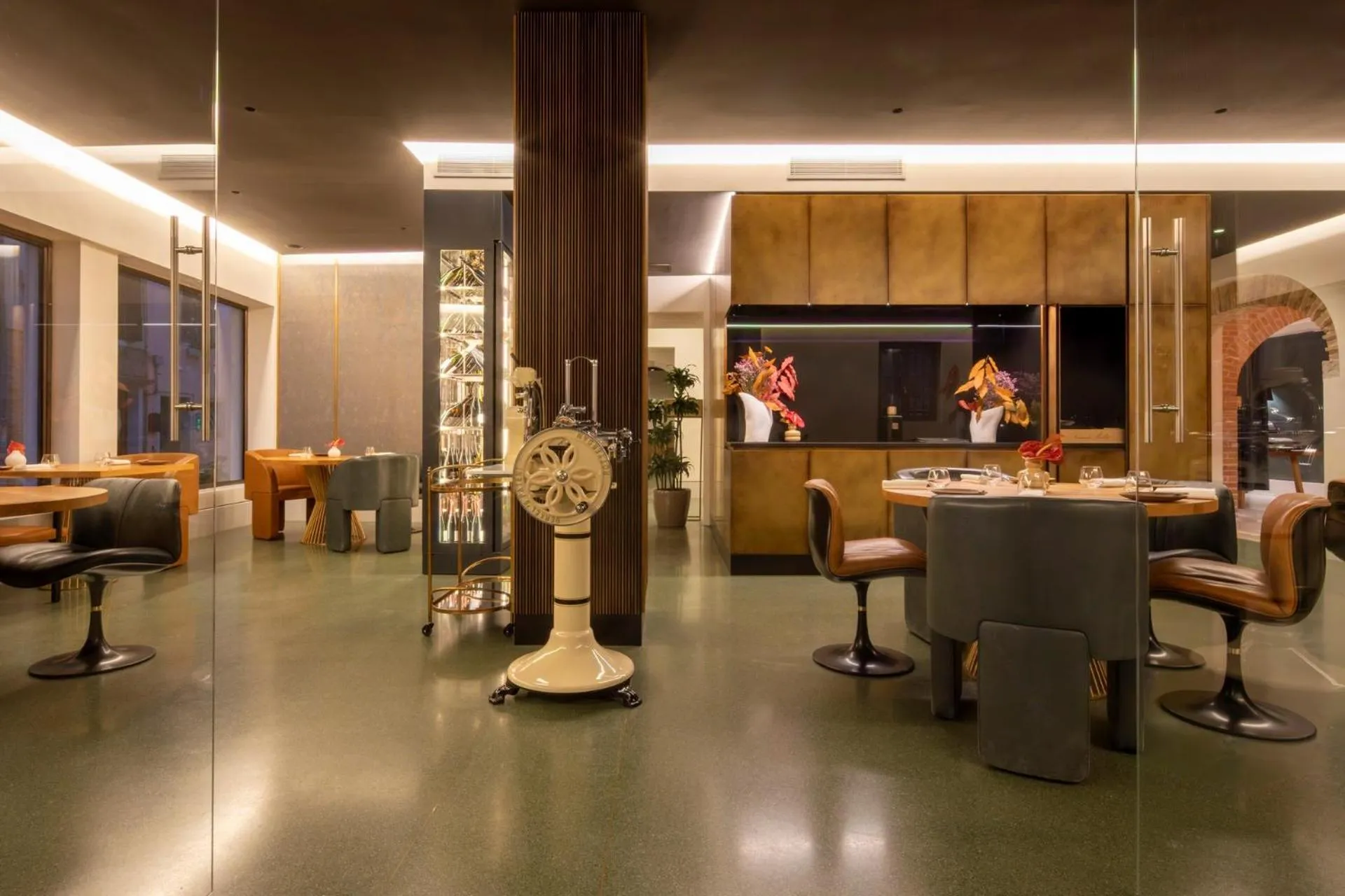 Restaurant/places to eat in Ca' Bonfadini Historic Experience