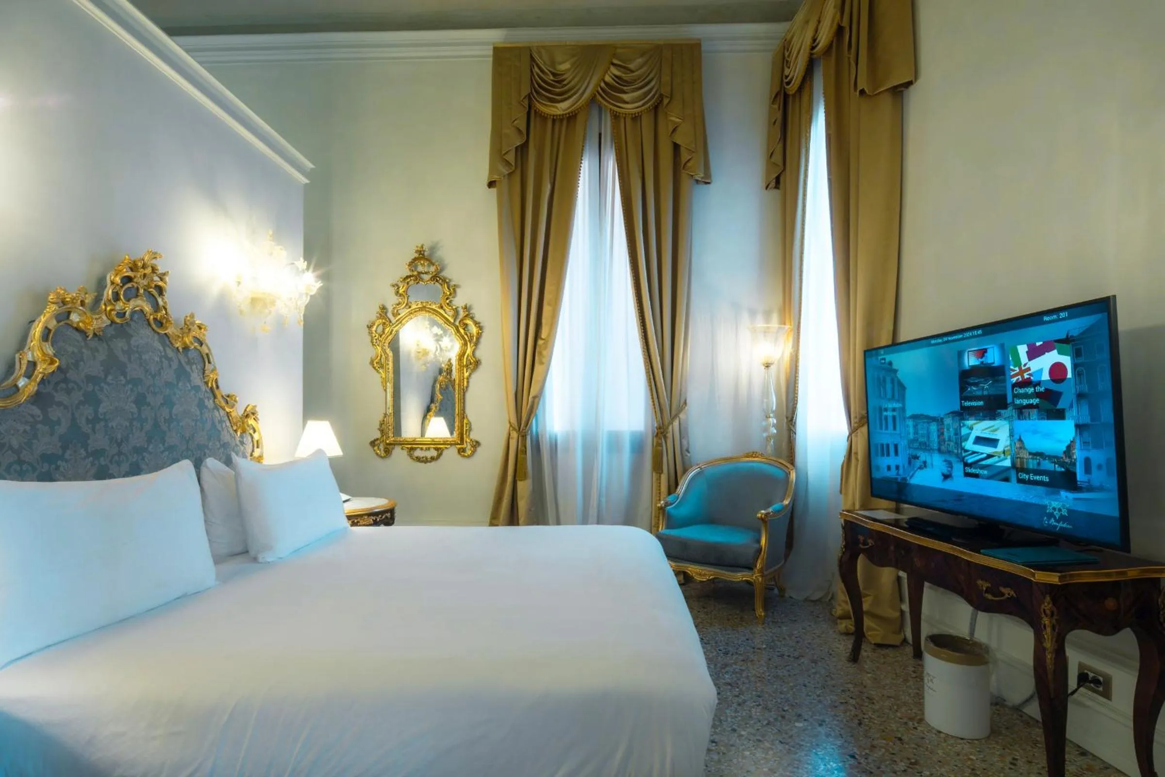 Bedroom, Bed in Ca' Bonfadini Historic Experience