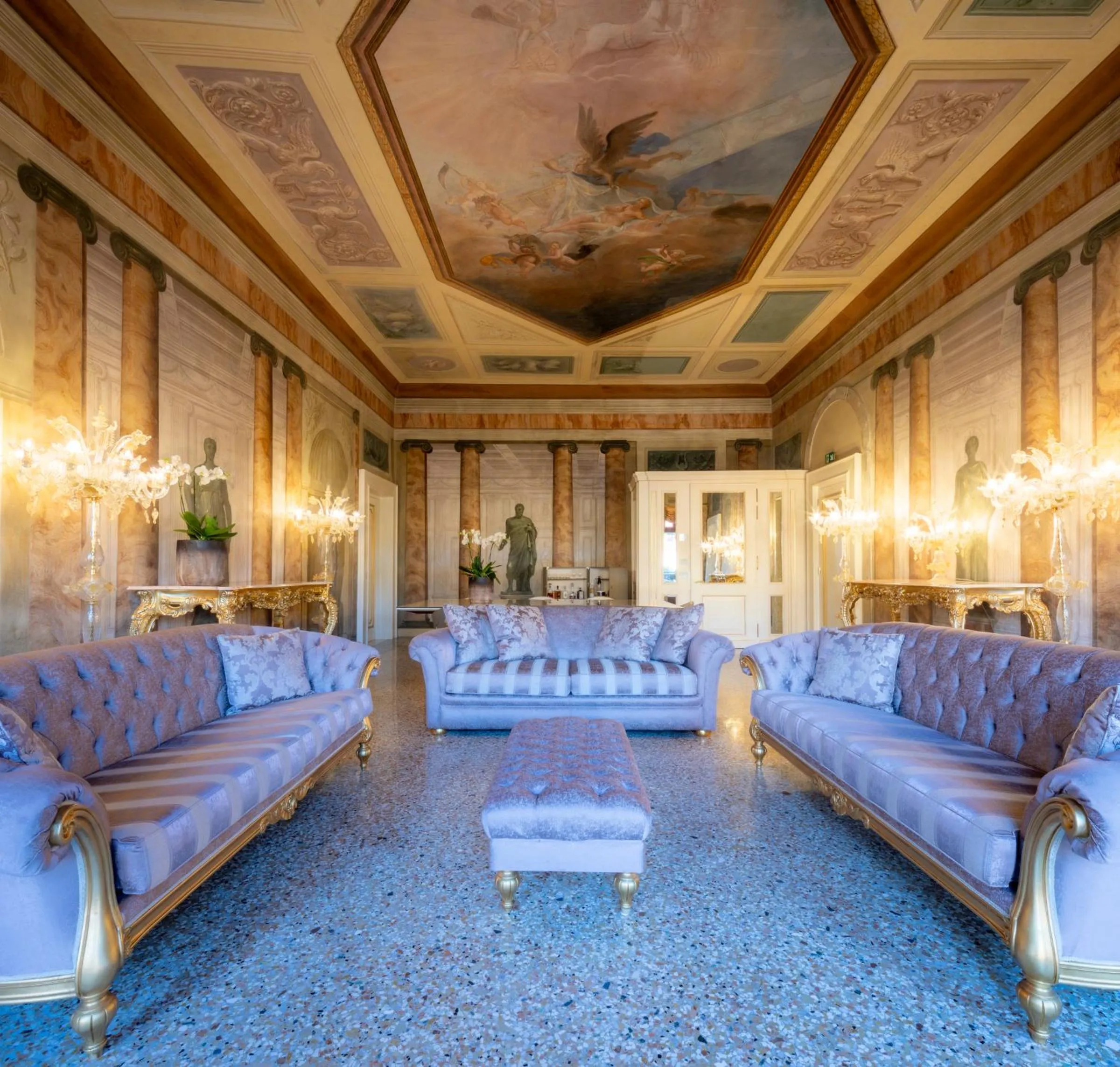 Seating area in Ca' Bonfadini Historic Experience