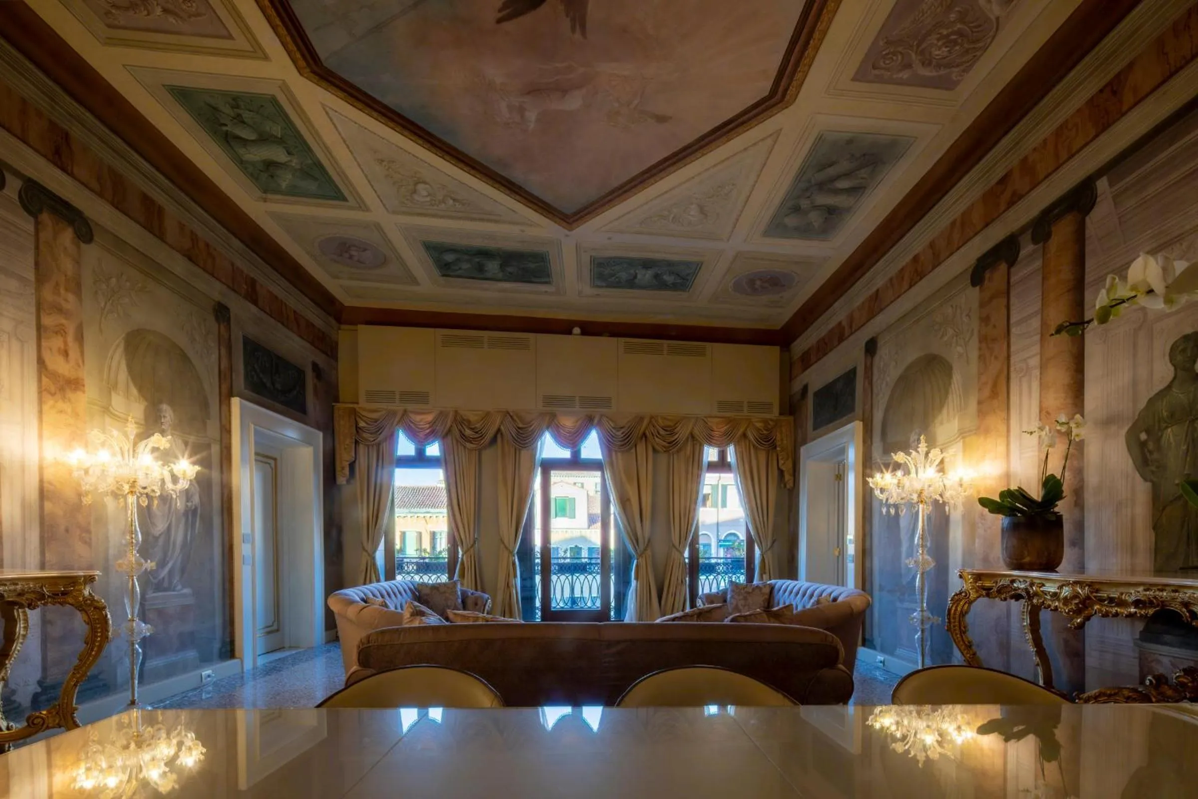 Seating area in Ca' Bonfadini Historic Experience