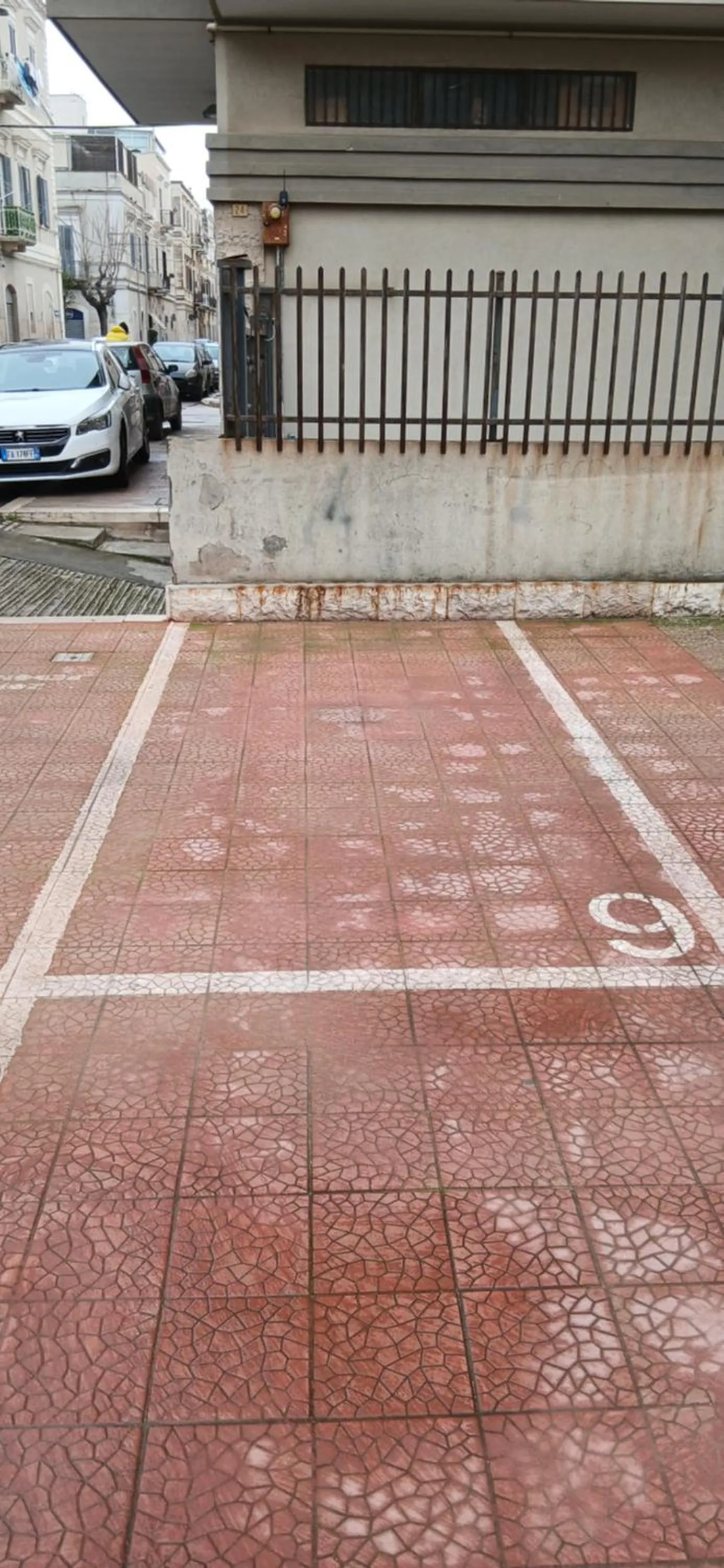 Parking in Il faletto