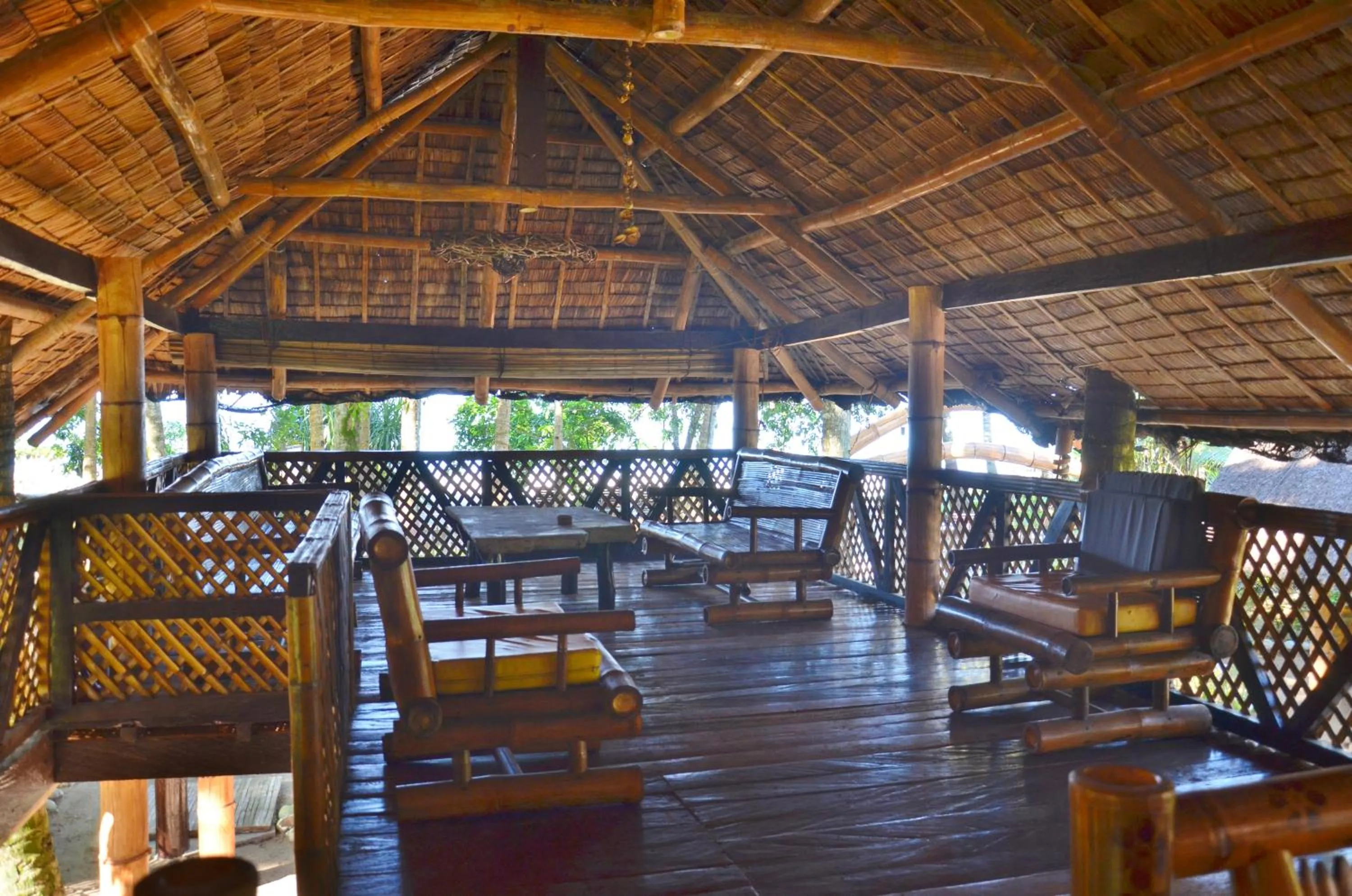 Restaurant/places to eat in Big BamBoo Beach Resort Sipalay