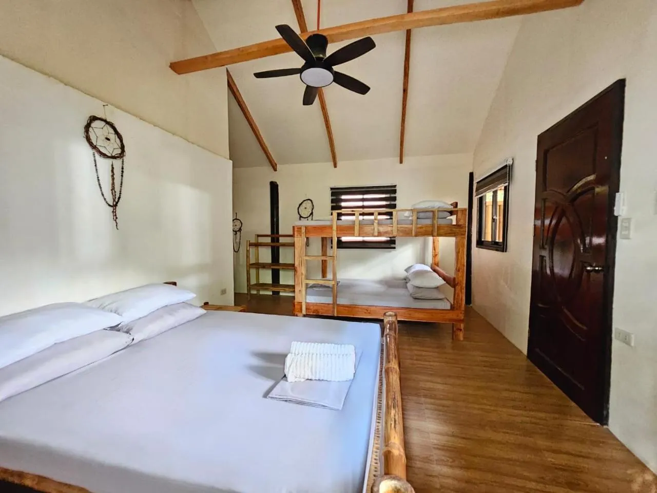 Bed in Big BamBoo Beach Resort Sipalay
