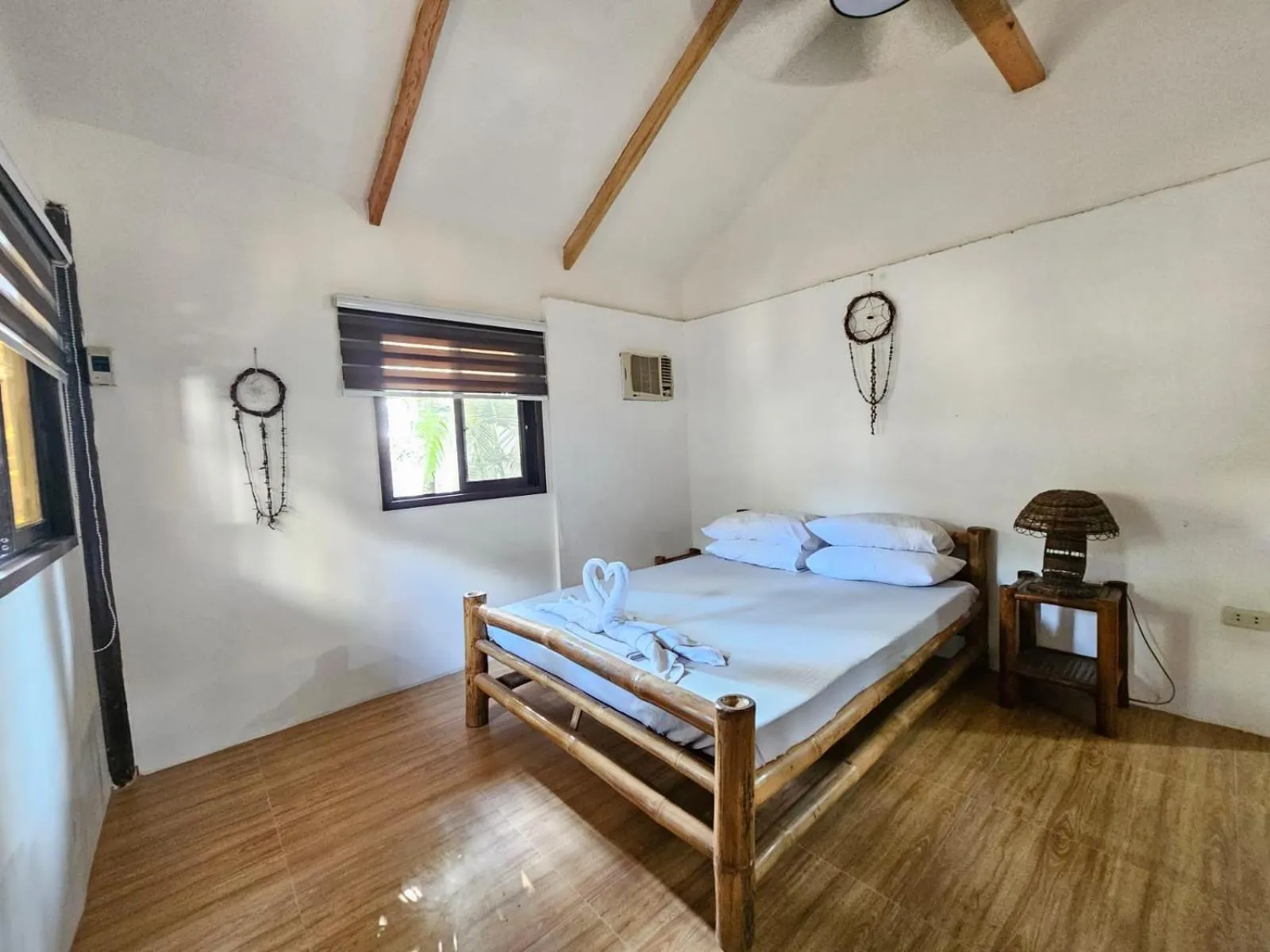 Bed in Big BamBoo Beach Resort Sipalay