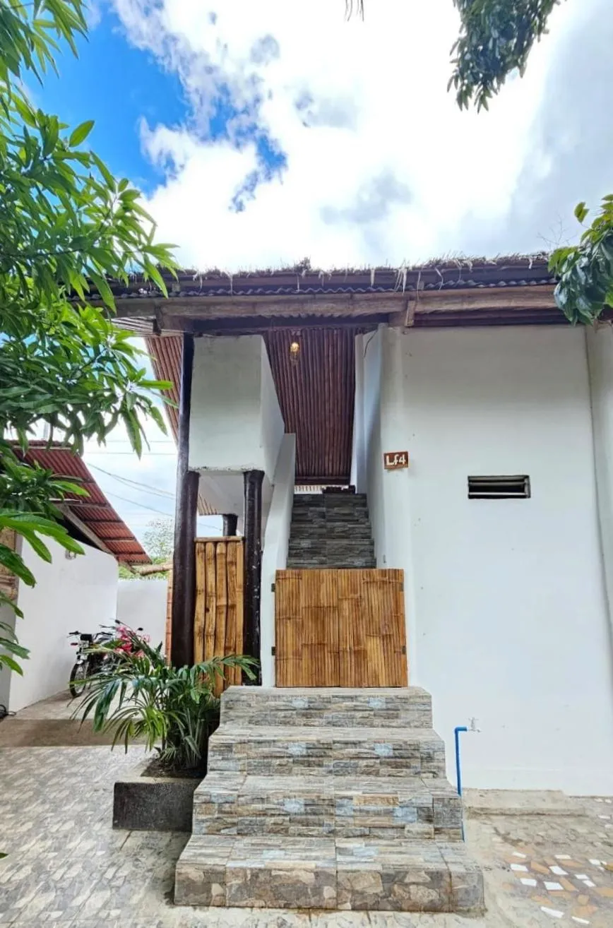 Facade/entrance in Big BamBoo Beach Resort Sipalay
