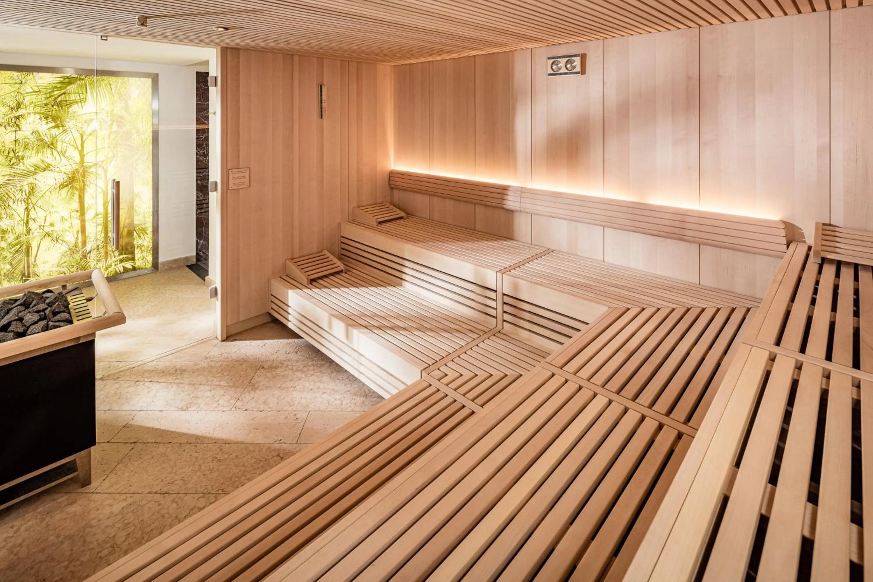 Sauna in Hotel Haus am Hang