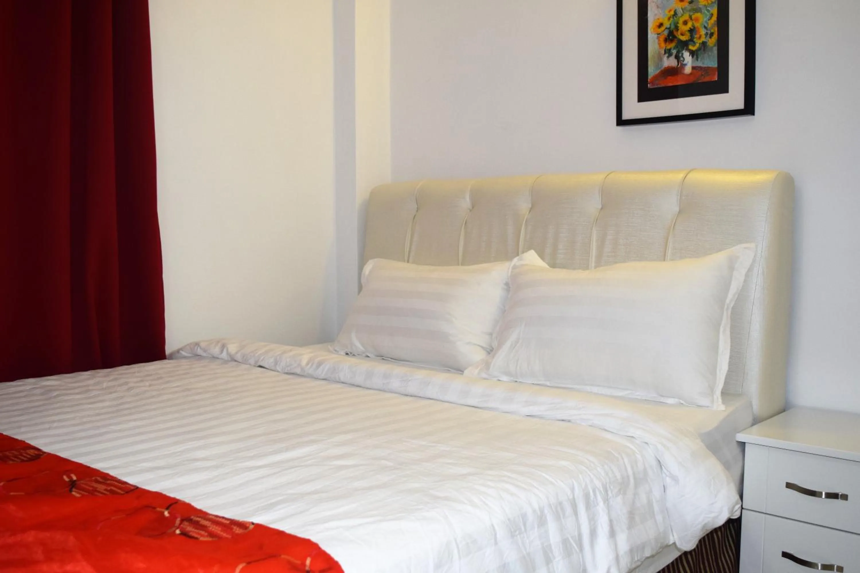 Bedroom, Bed in S Rose Hotel