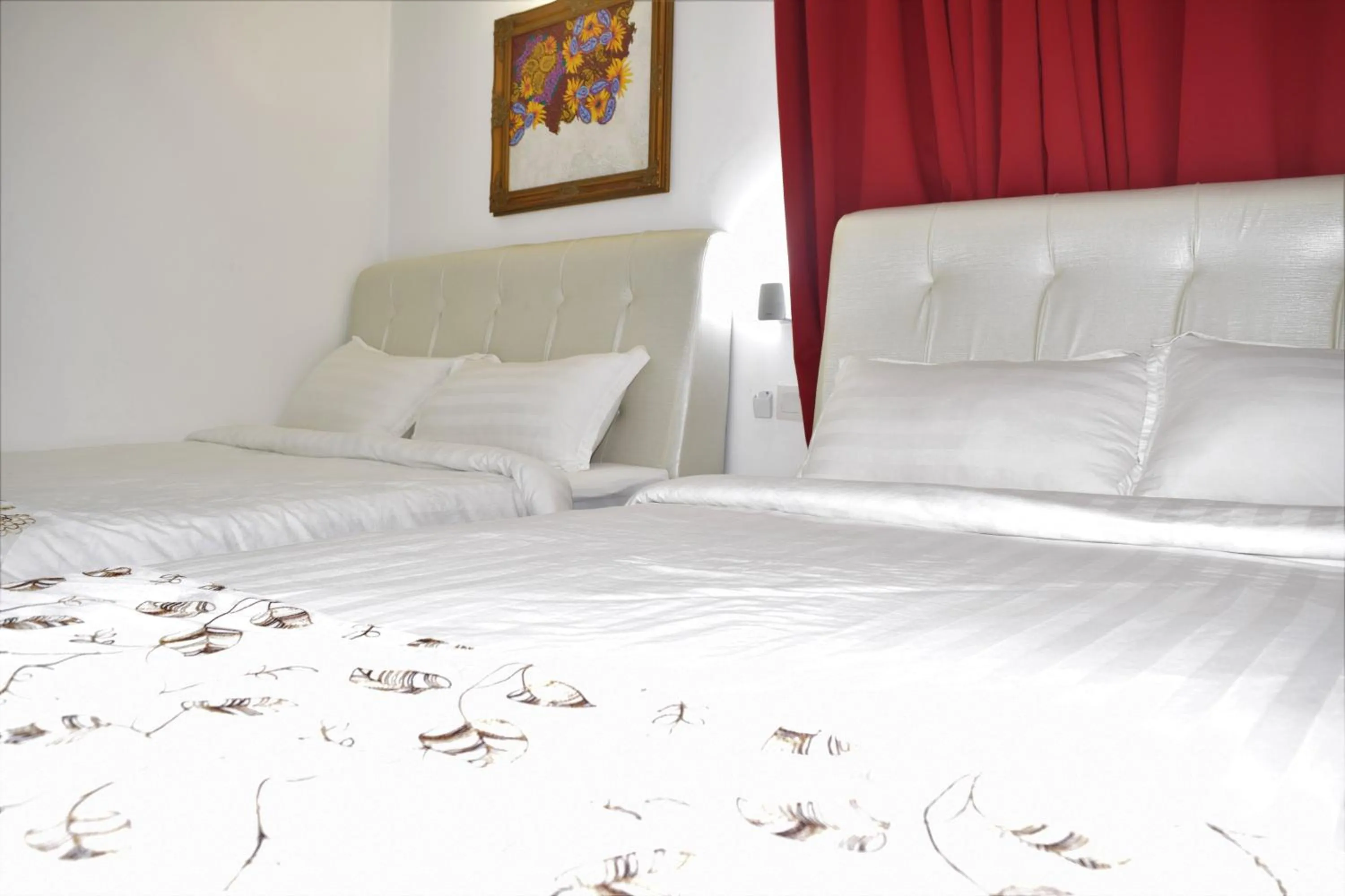 Bedroom, Bed in S Rose Hotel