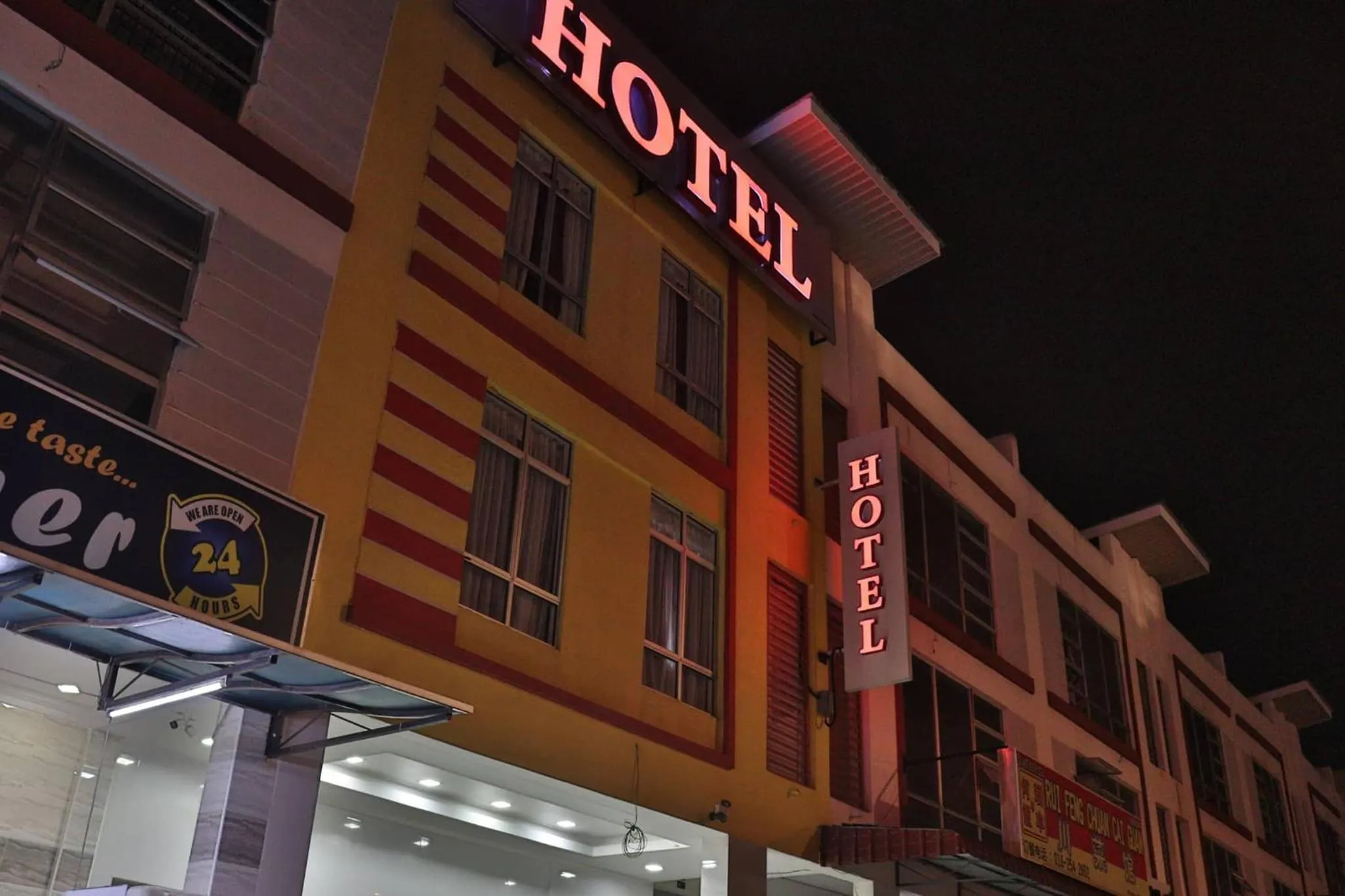 Nearby landmark in S Rose Hotel