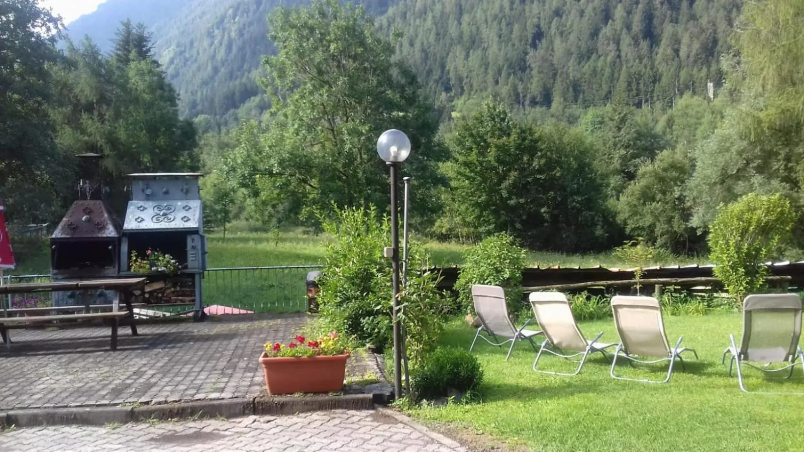 Garden in Soggiorno Vacanze Stella Alpina
