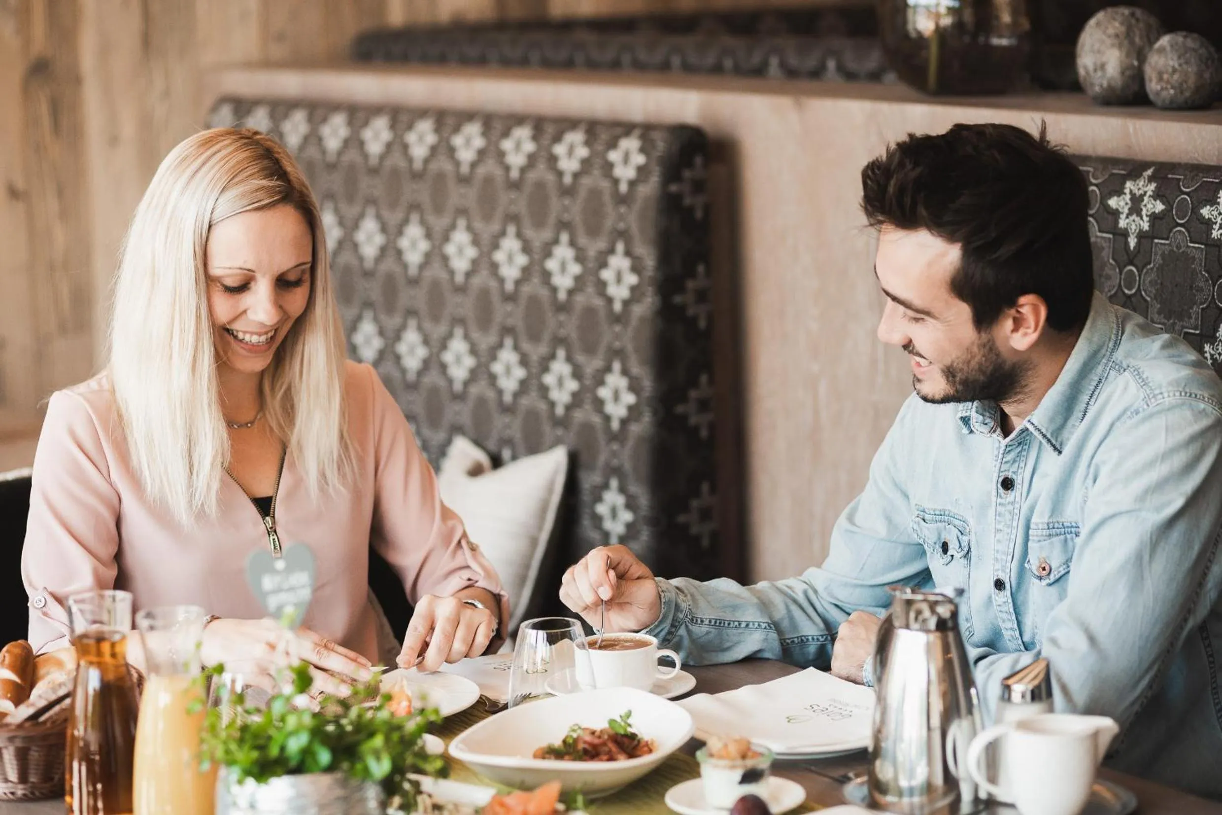 Food and drinks in Alpine Resort Goies Superior