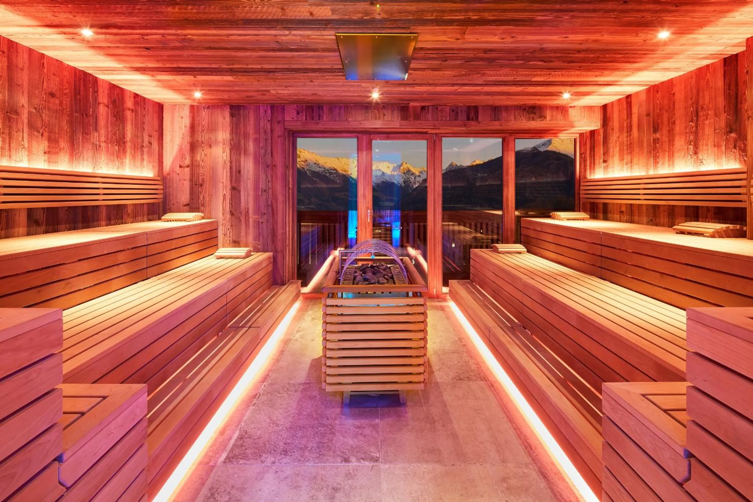 Sauna in Alpine Resort Goies Superior