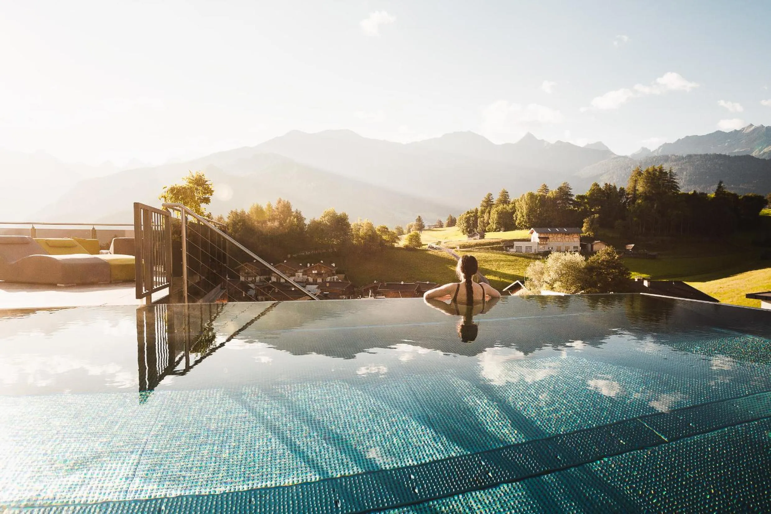 Swimming pool in Alpine Resort Goies Superior