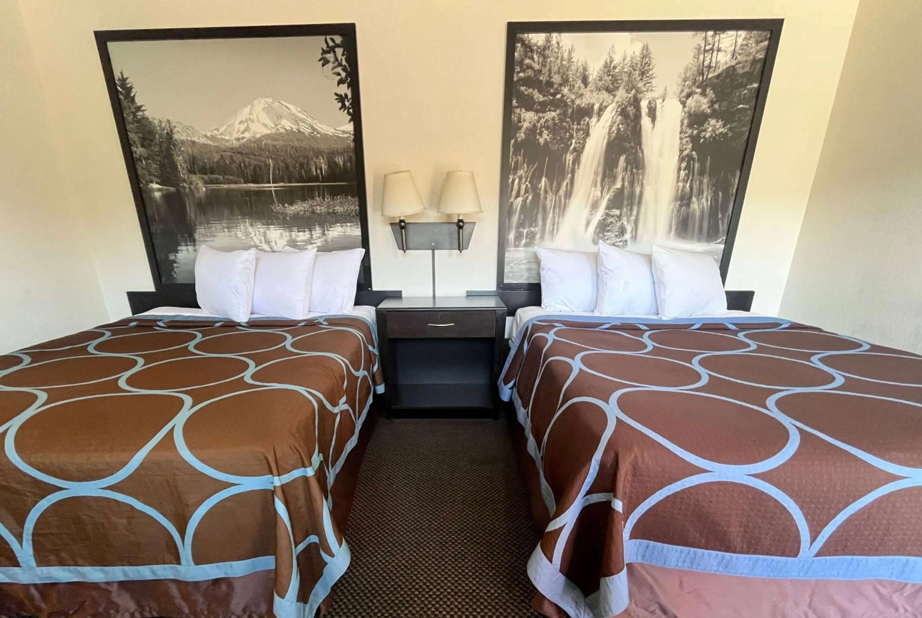 Photo of the whole room in Super 8 by Wyndham Red Bluff