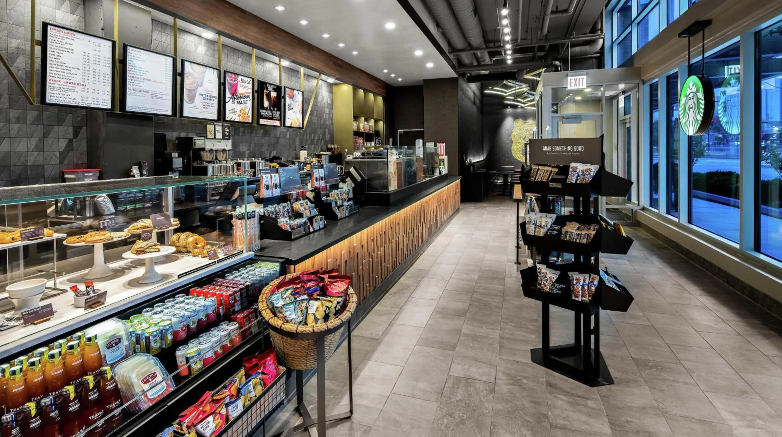 Restaurant/places to eat in Hilton Garden Inn Chicago McCormick Place