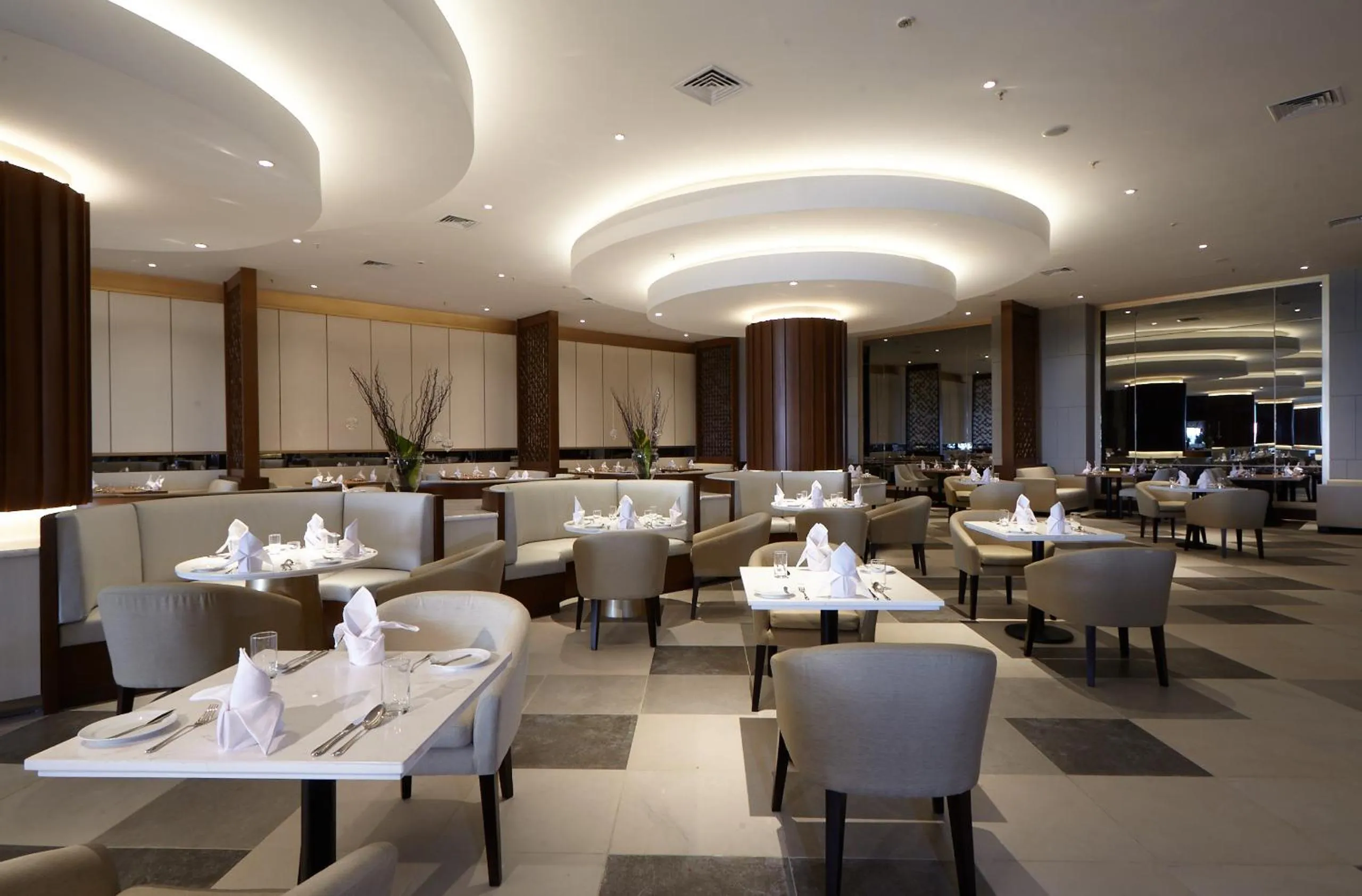Restaurant/places to eat in Wyndham Opi Hotel Palembang