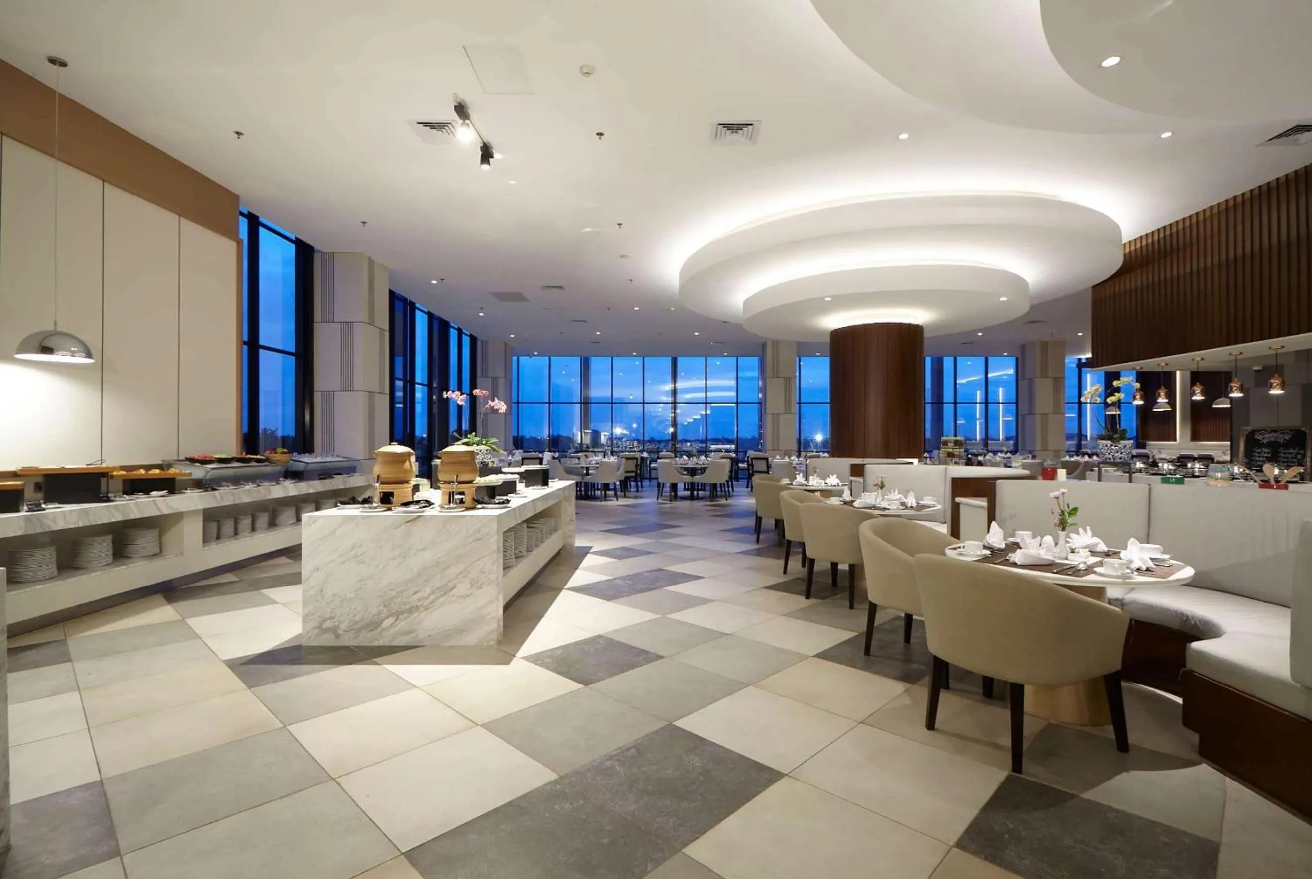 Restaurant/places to eat in Wyndham Opi Hotel Palembang