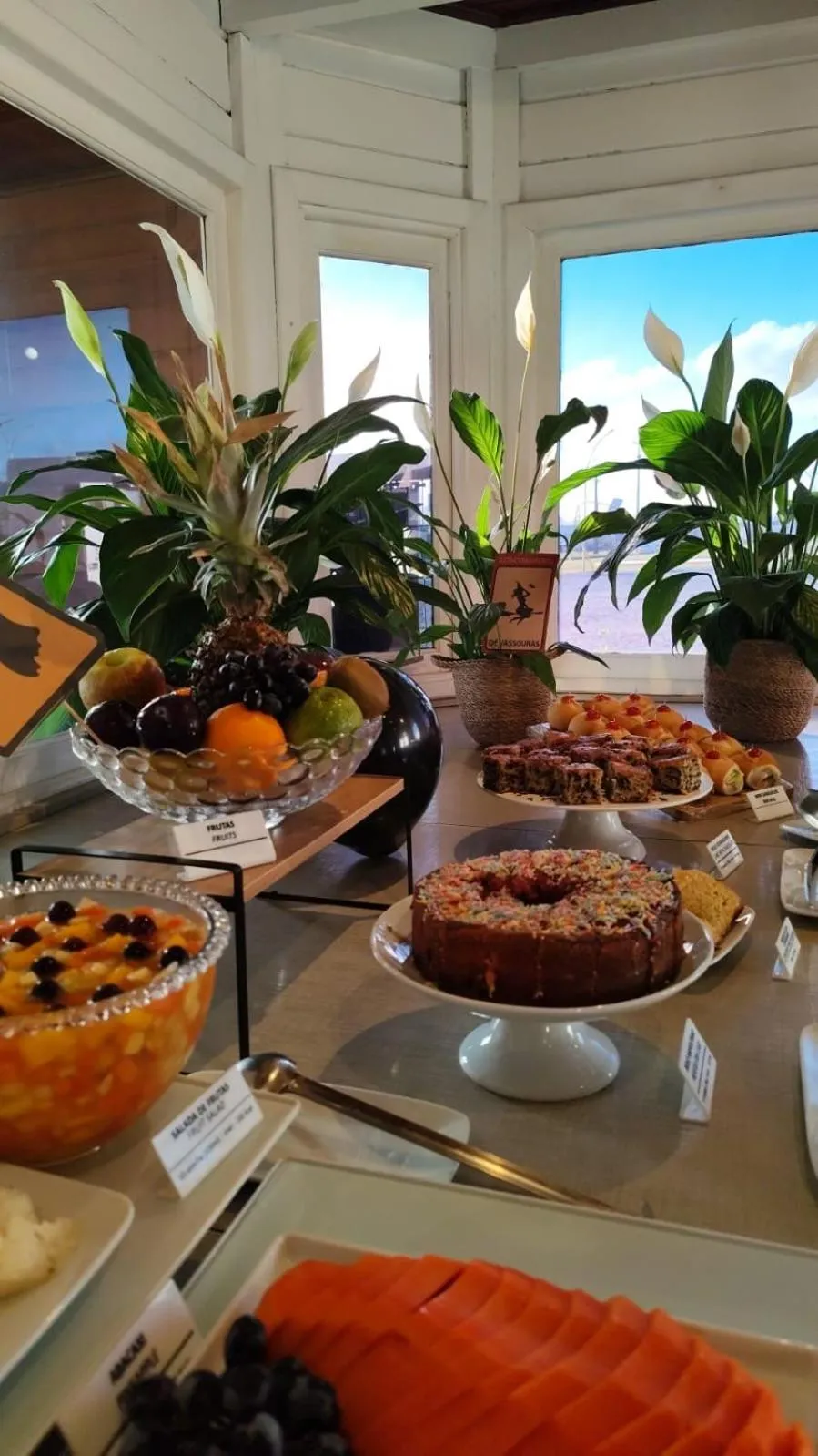 Breakfast in Hotel 10 Itajai/Navegantes