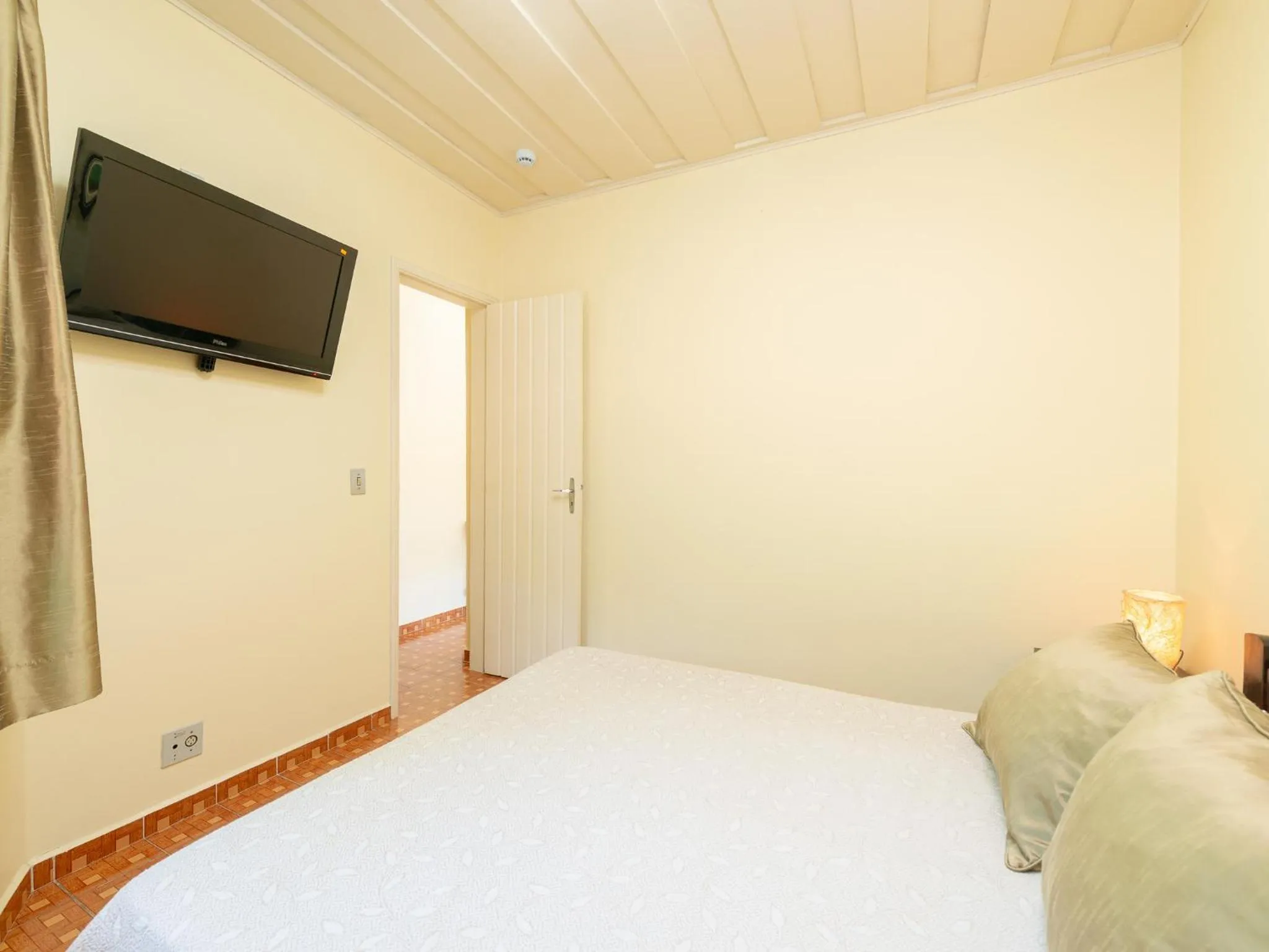 Bed in Hotel Saveiros