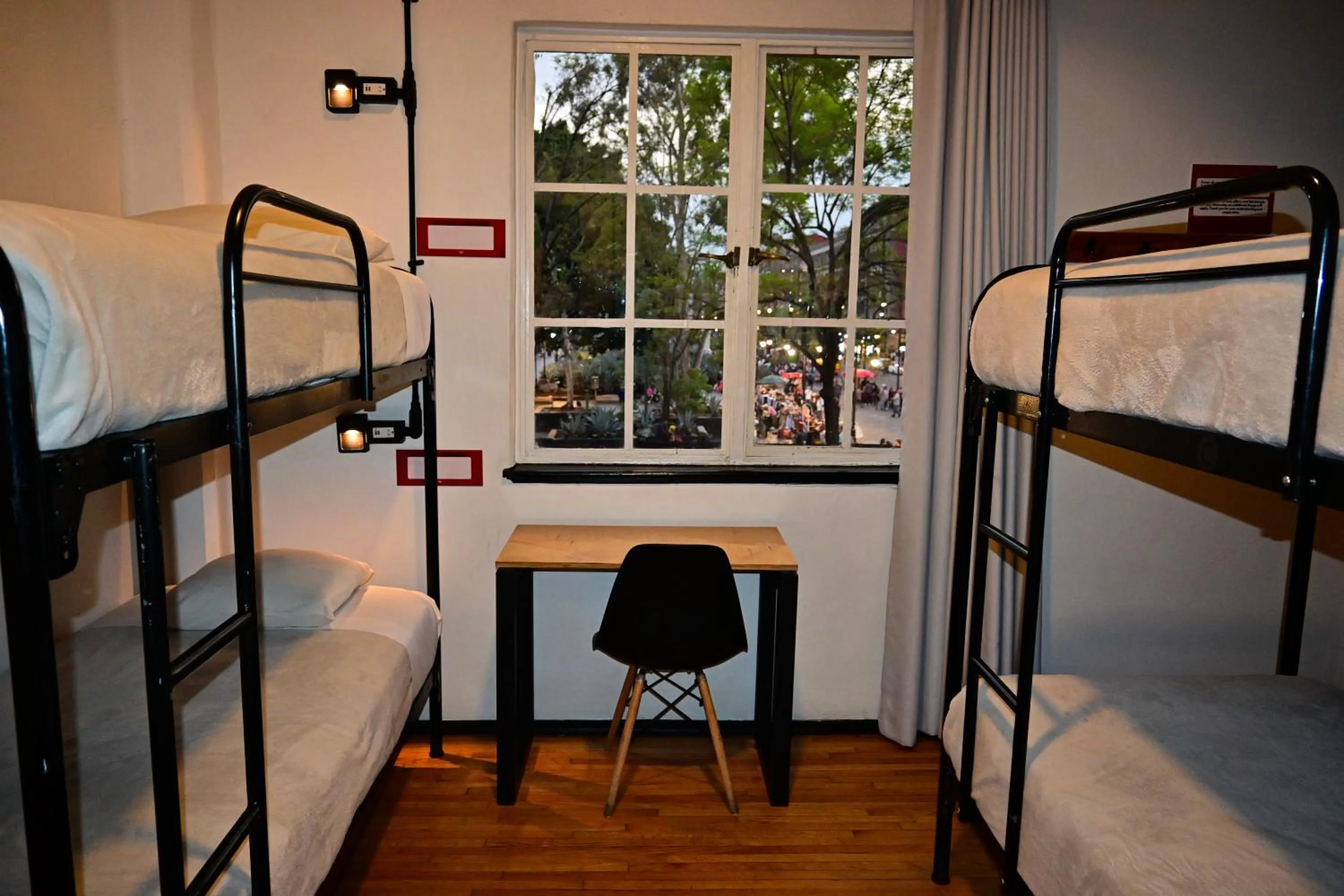 Photo of the whole room, Bed in Hostel Mundo Joven Catedral
