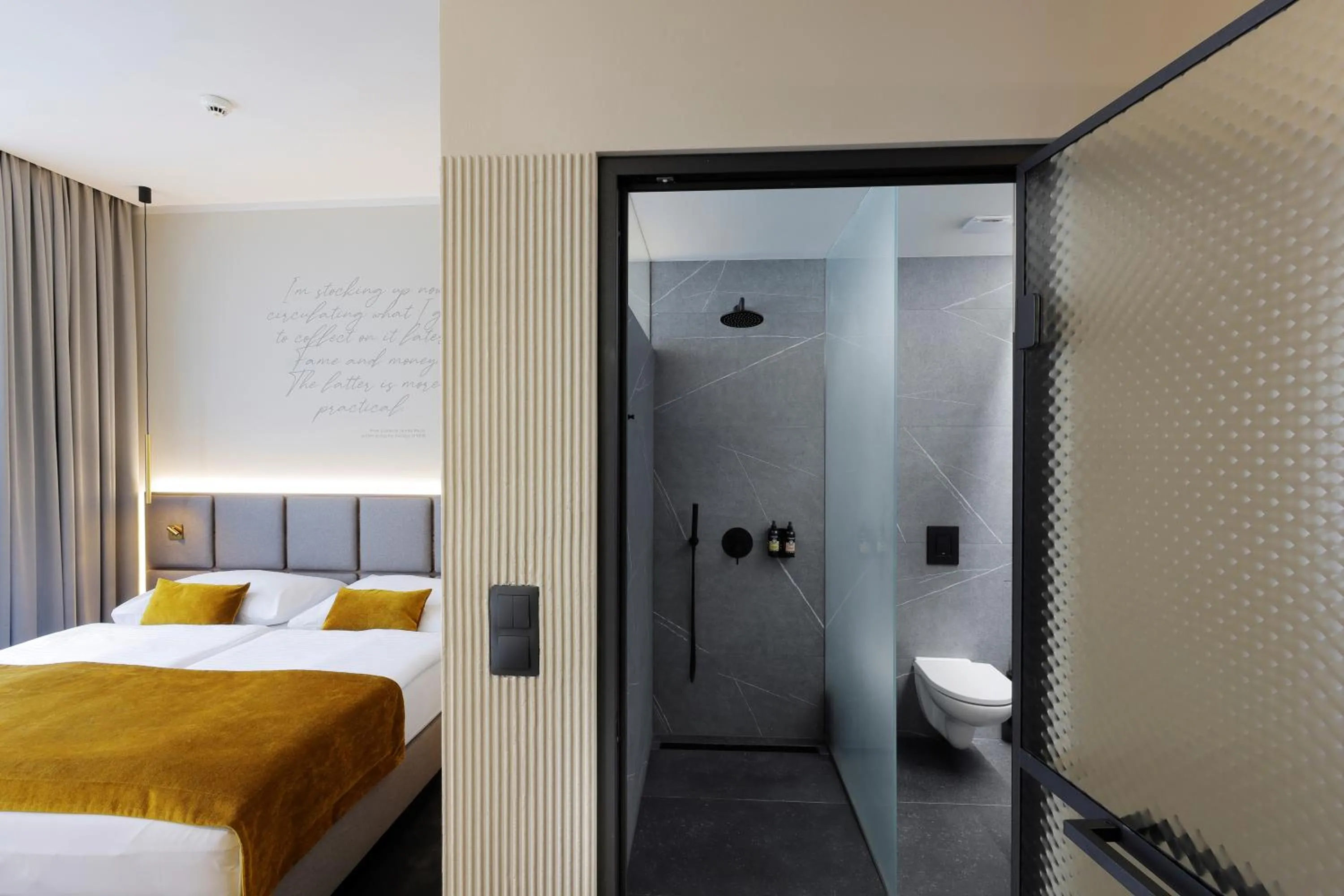 Bathroom, Bed in Hotel Prokop Square