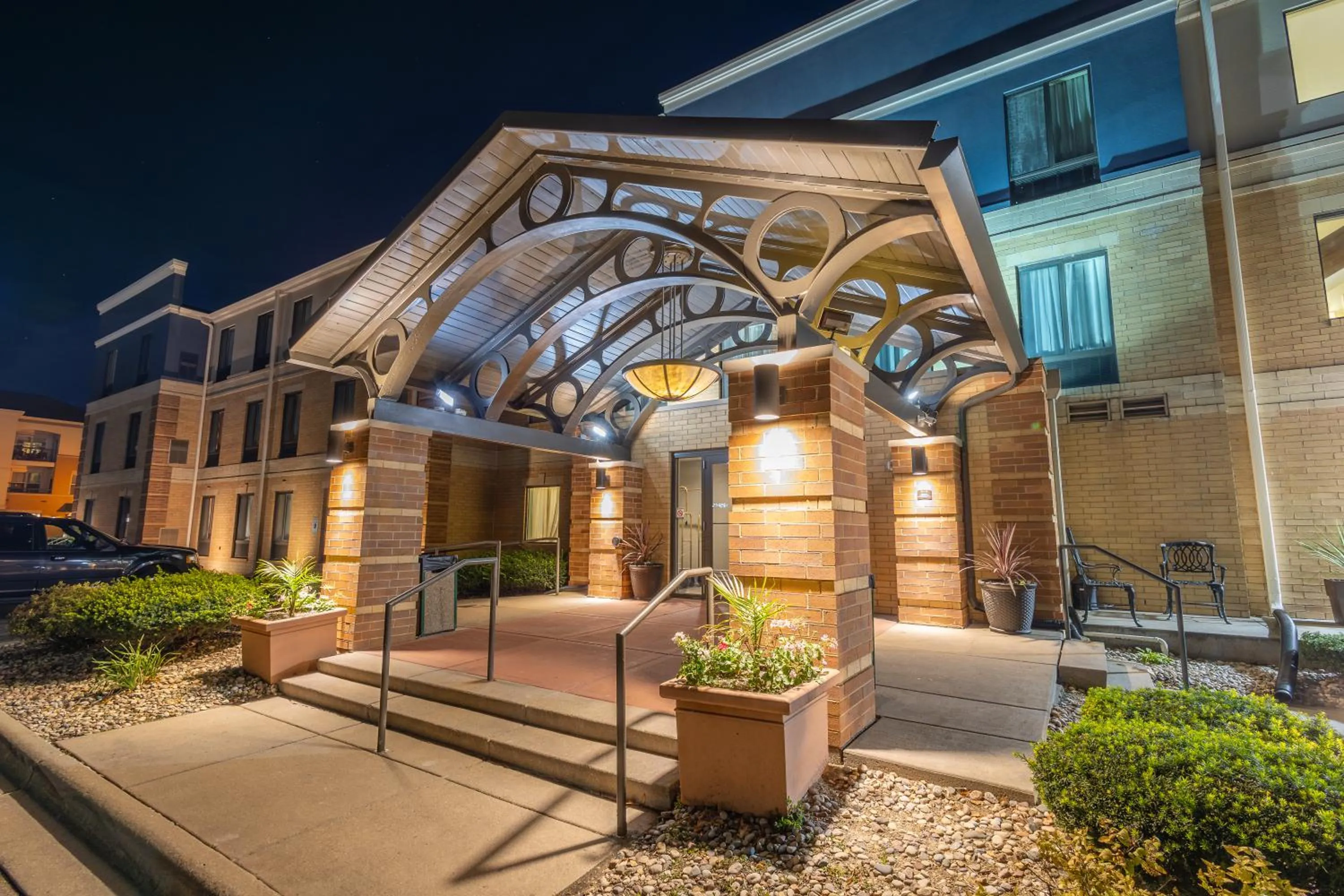 Property building in Staybridge Suites Middleton/Madison-West by IHG