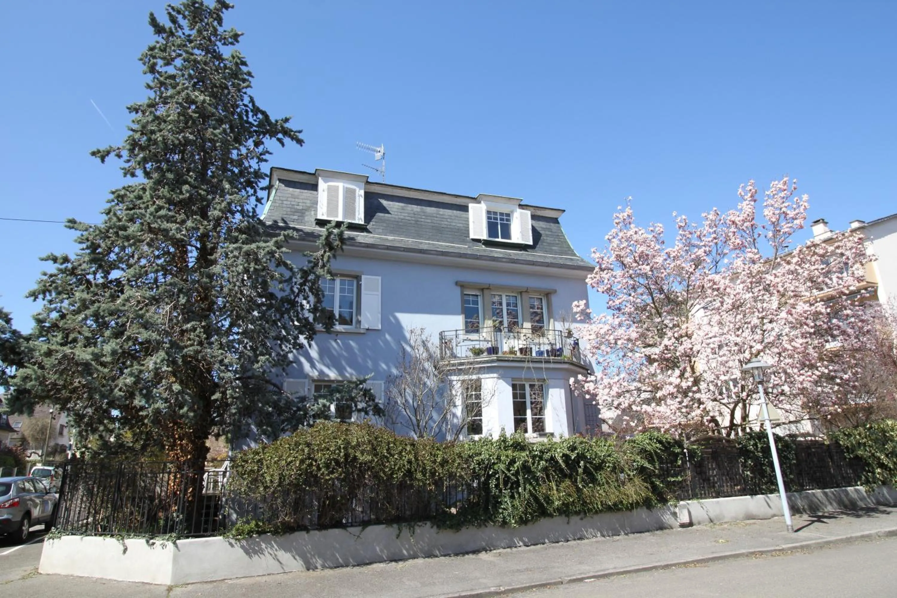 Property building in Confort et calme à Colmar