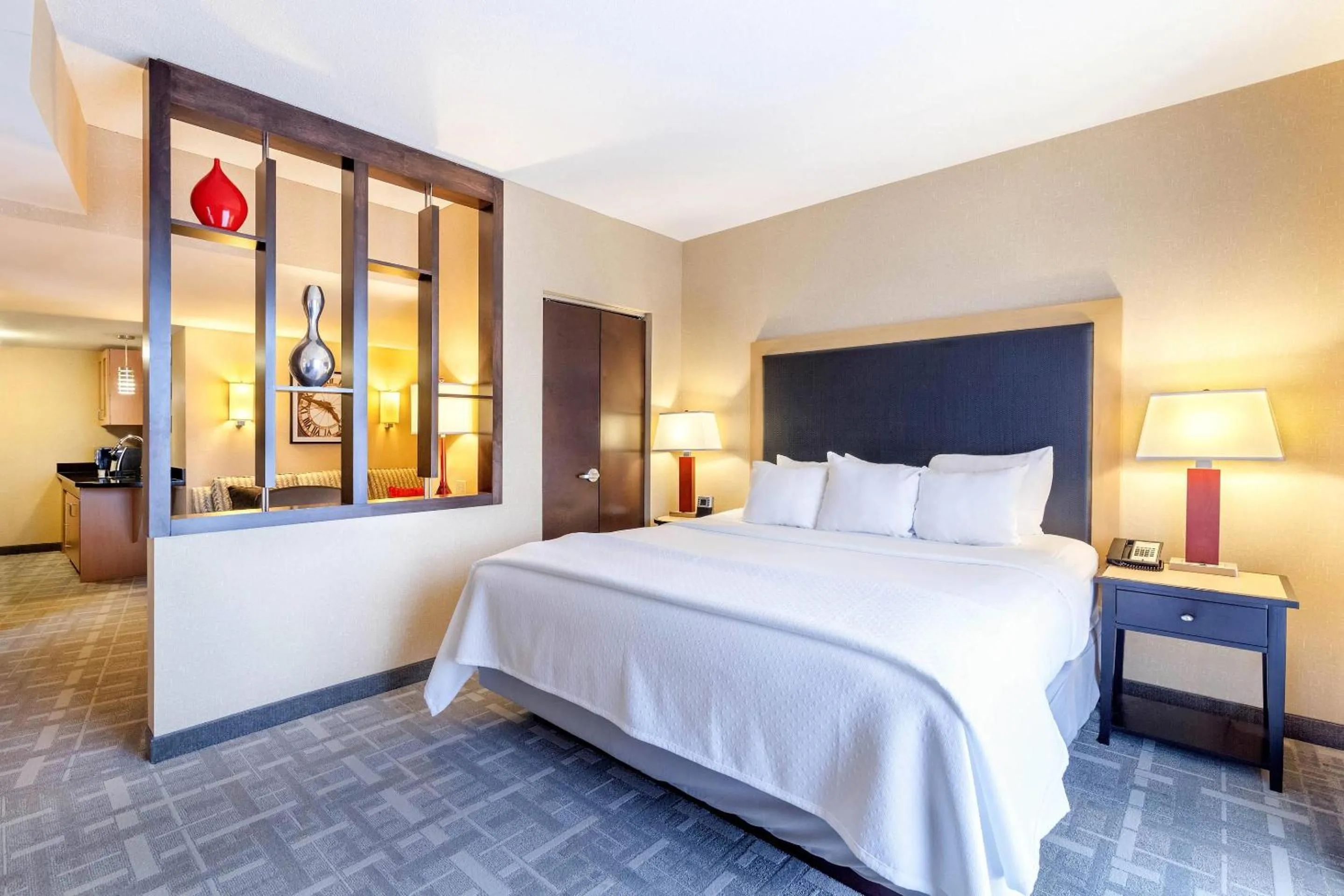 Bedroom, Bed in Cambria Hotel Pittsburgh - Downtown